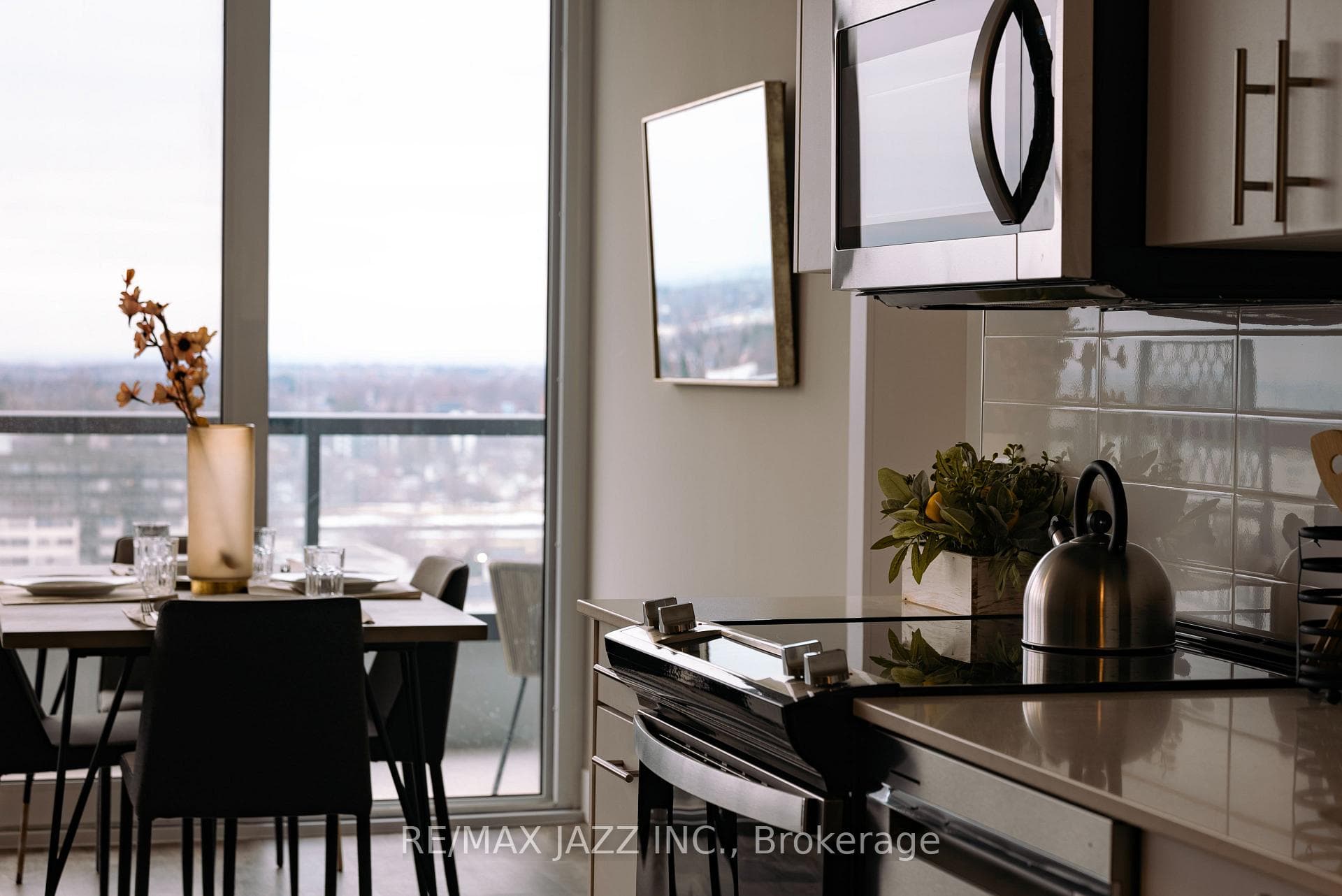 80 Bond Street Unit 1711 photo 13
