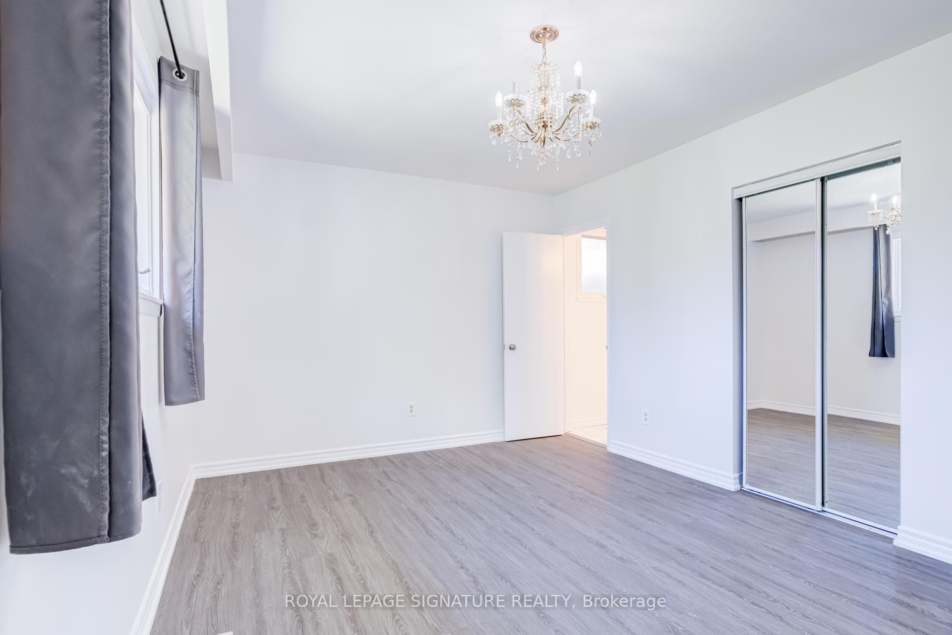 141 Oakmeadow Boulevard Unit Main photo 18