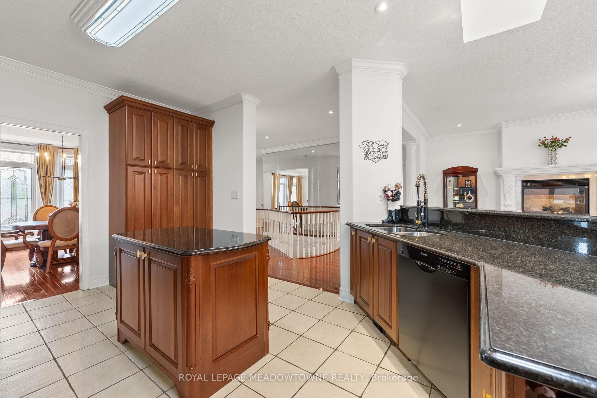 17 Mcnutt Street photo 23
