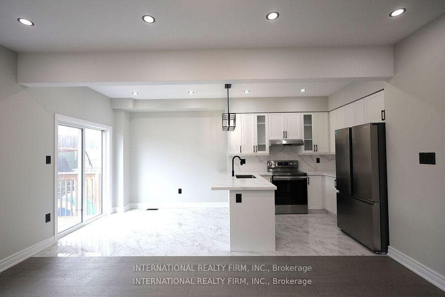 19 Bilanski Farm Road photo 3