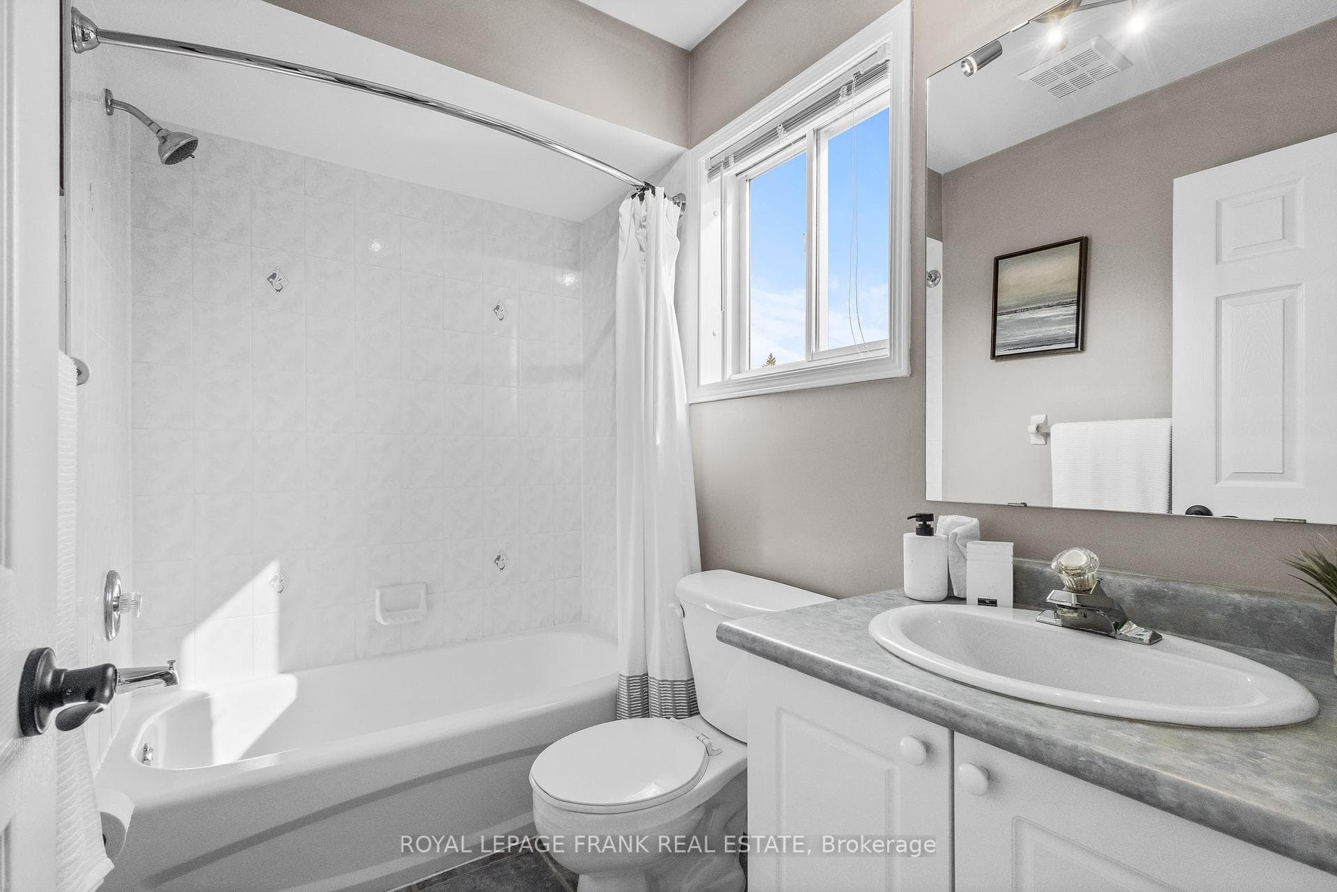 34 Steinway Drive photo 25