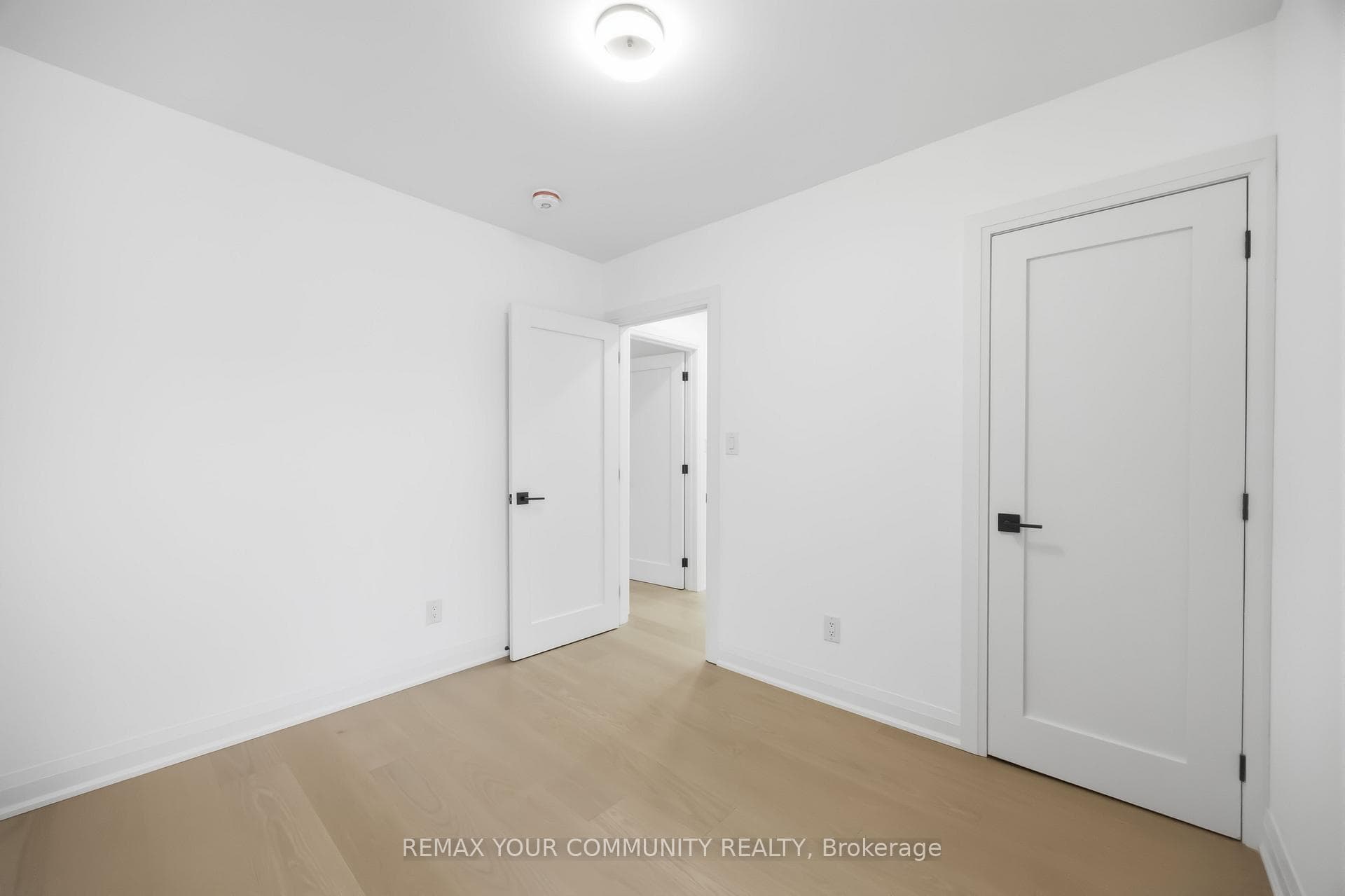 55 Cocksfield Avenue Unit Main photo 20