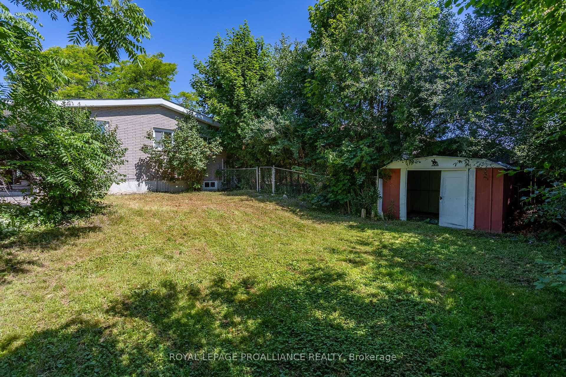 1182 MILBURN Street photo 32