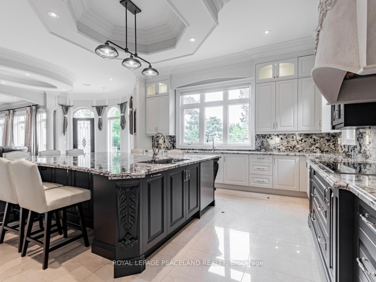 51 Berkindale Drive photo 19