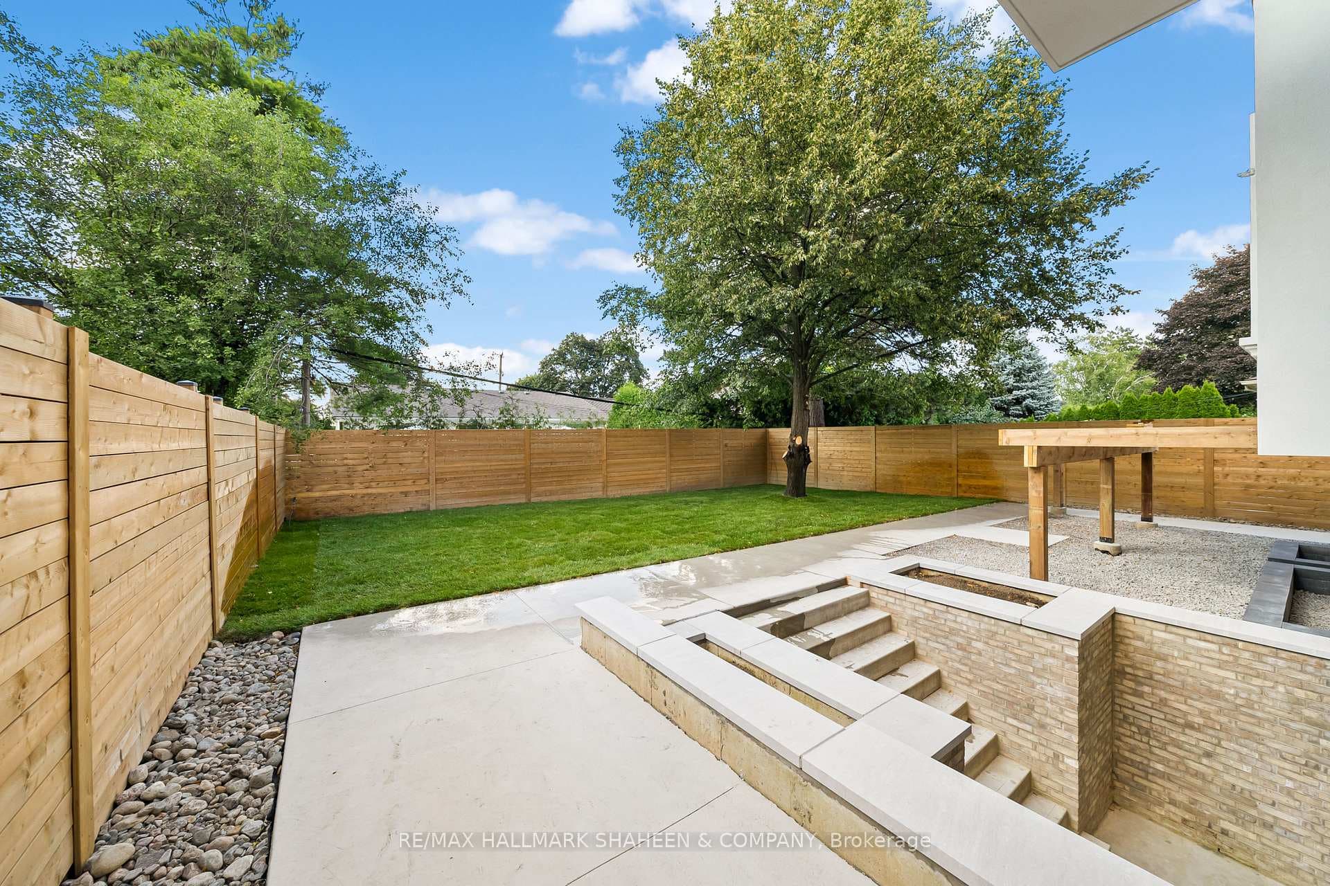 20 Burleigh Heights Drive photo 41