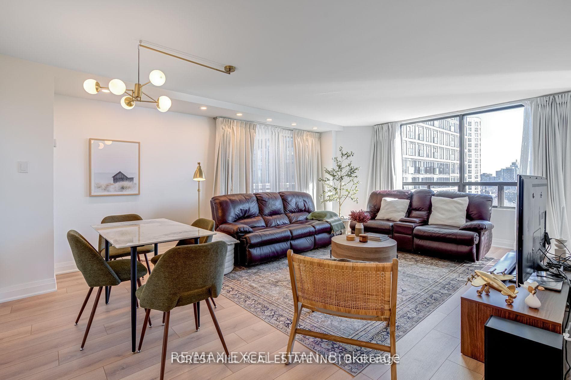 192 Jarvis Street Unit 1102 photo 5