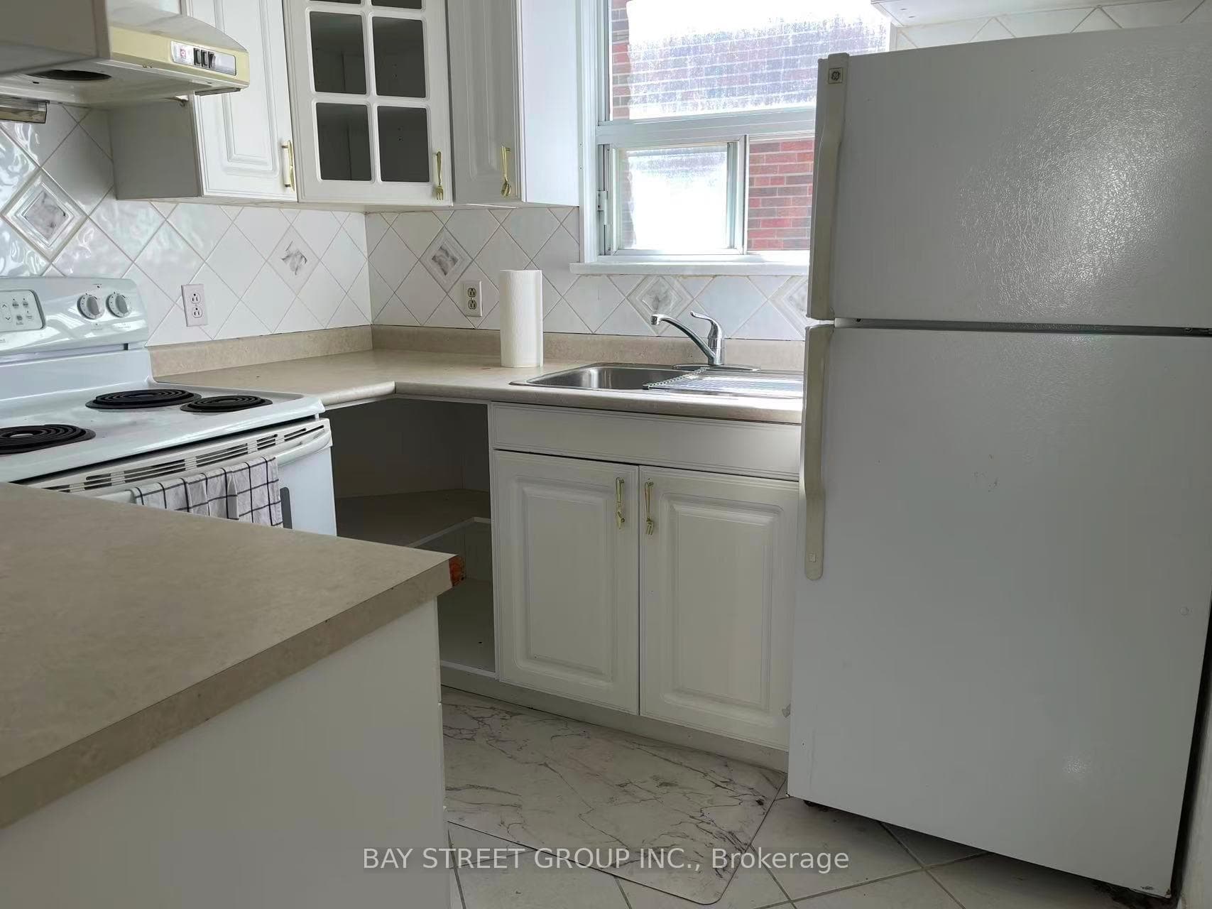 106 Virginia Avenue photo 4