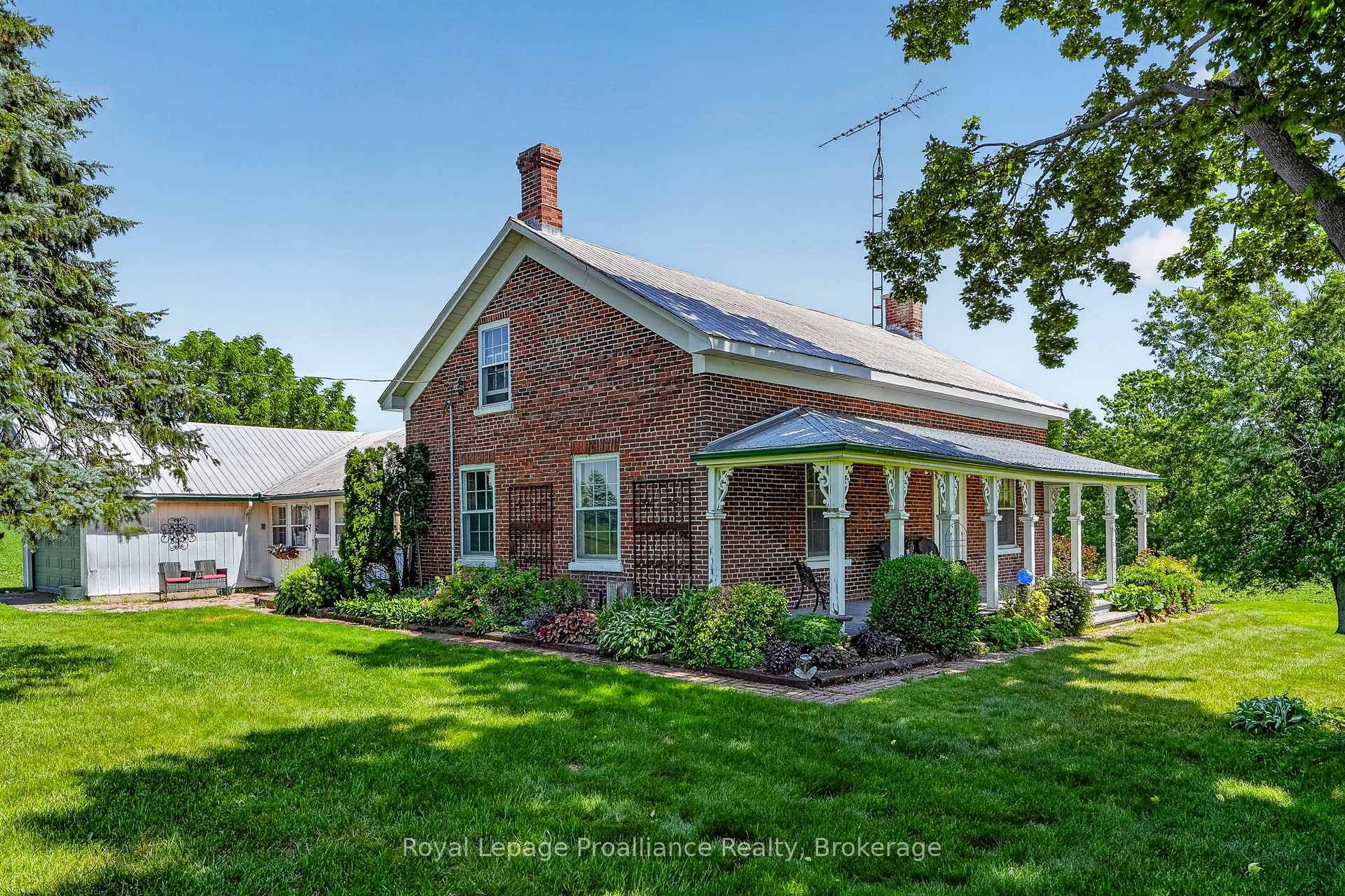 163 Stewart Road photo 1