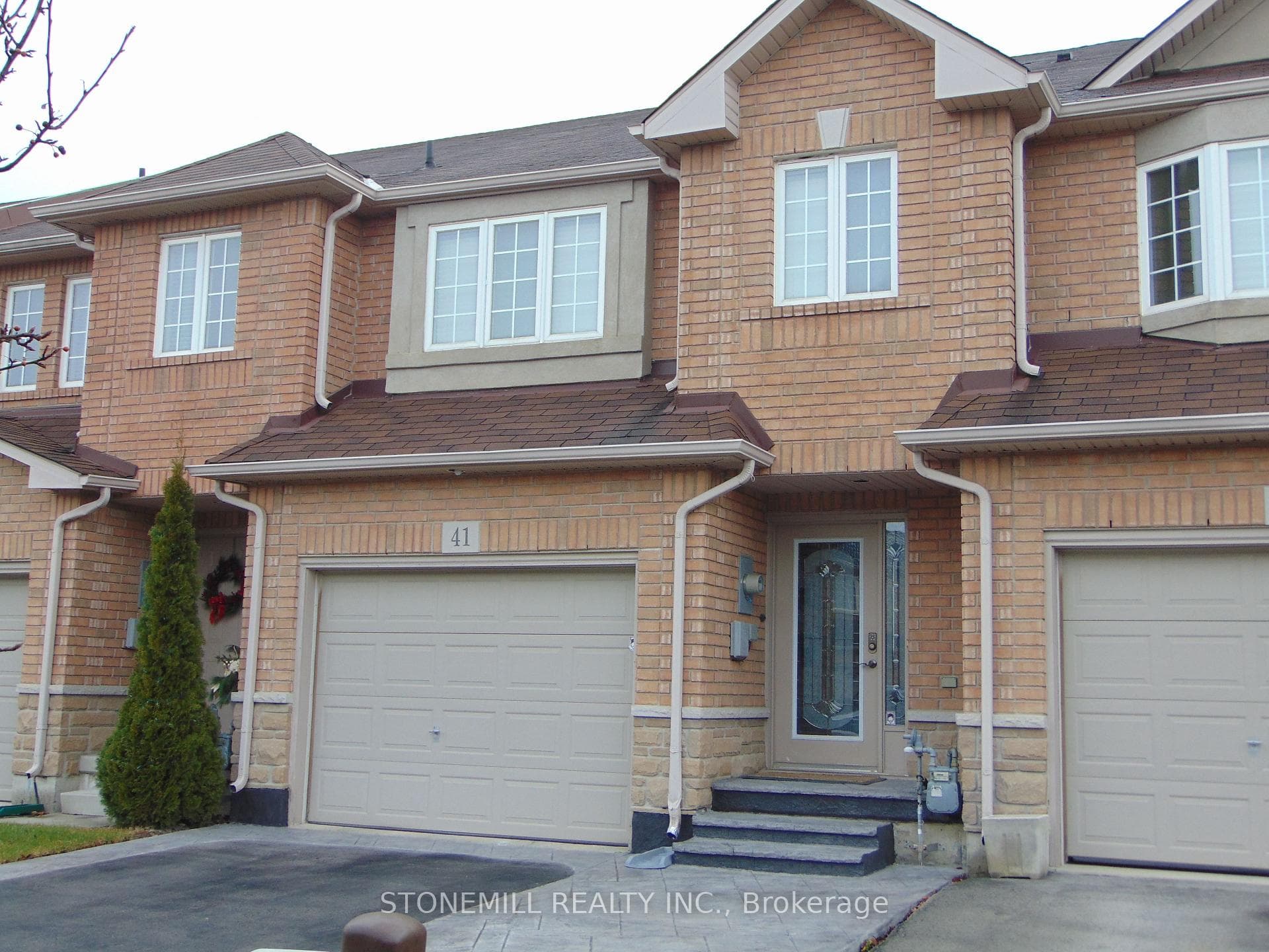 41 Blue Mountain Drive photo 1