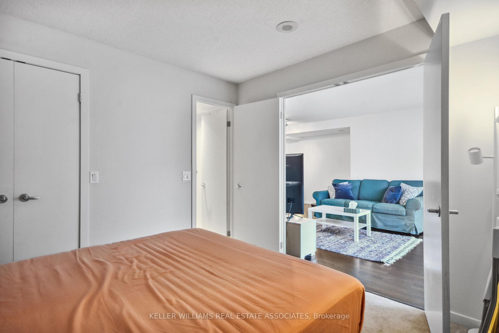 8 York Street Unit 1706 photo 16
