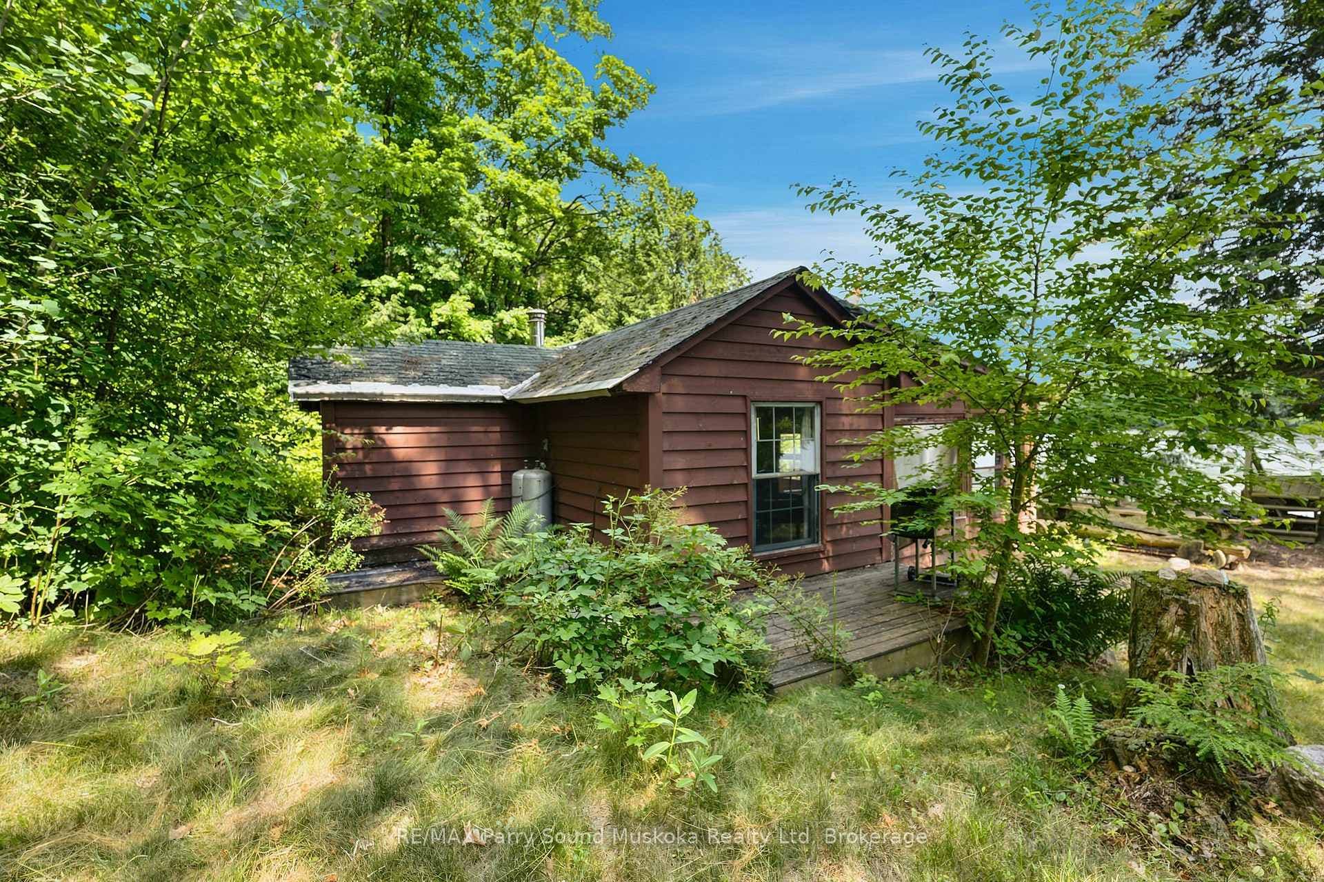 24 South Crane Lake Road photo 2