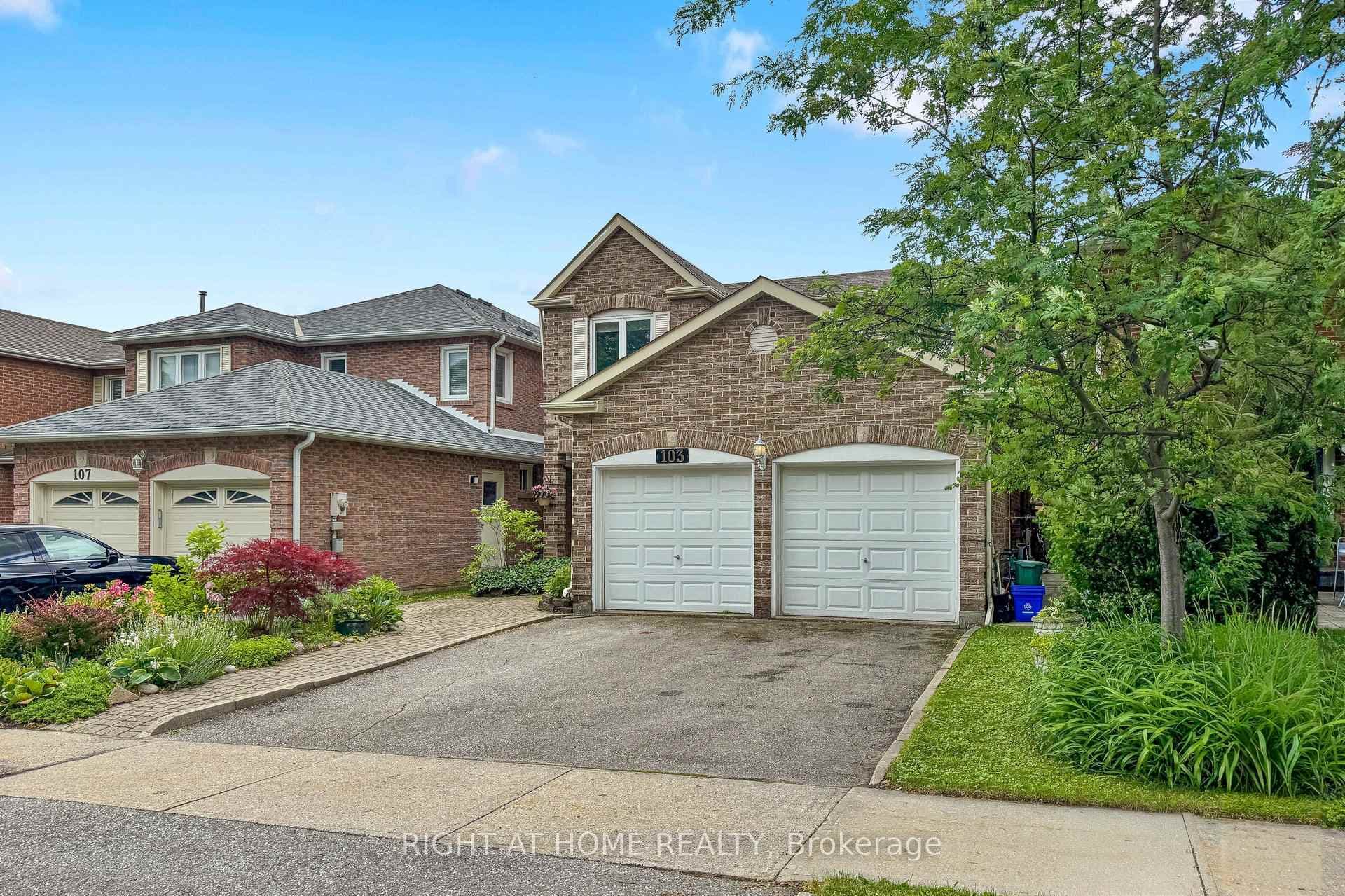 103 Heatherton Way photo 1
