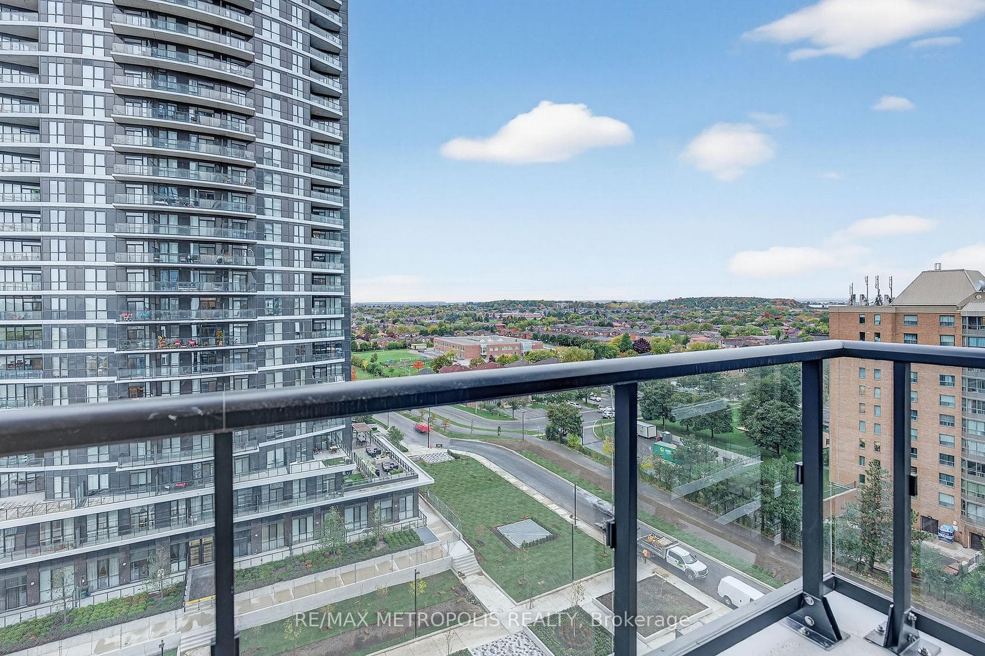 15 Watergarden Drive Unit 906 photo 25