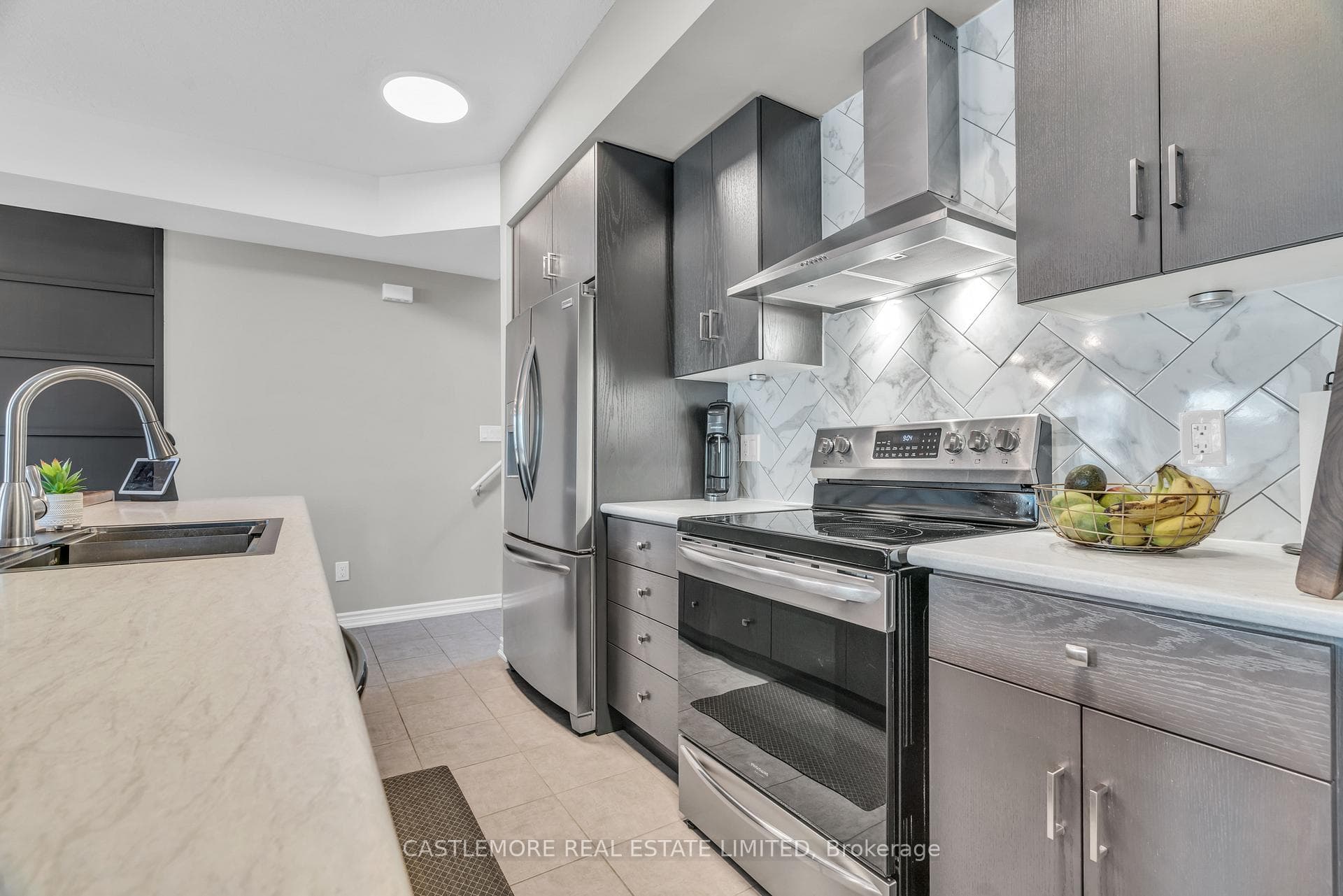 107 westra Drive Unit 60 photo 12