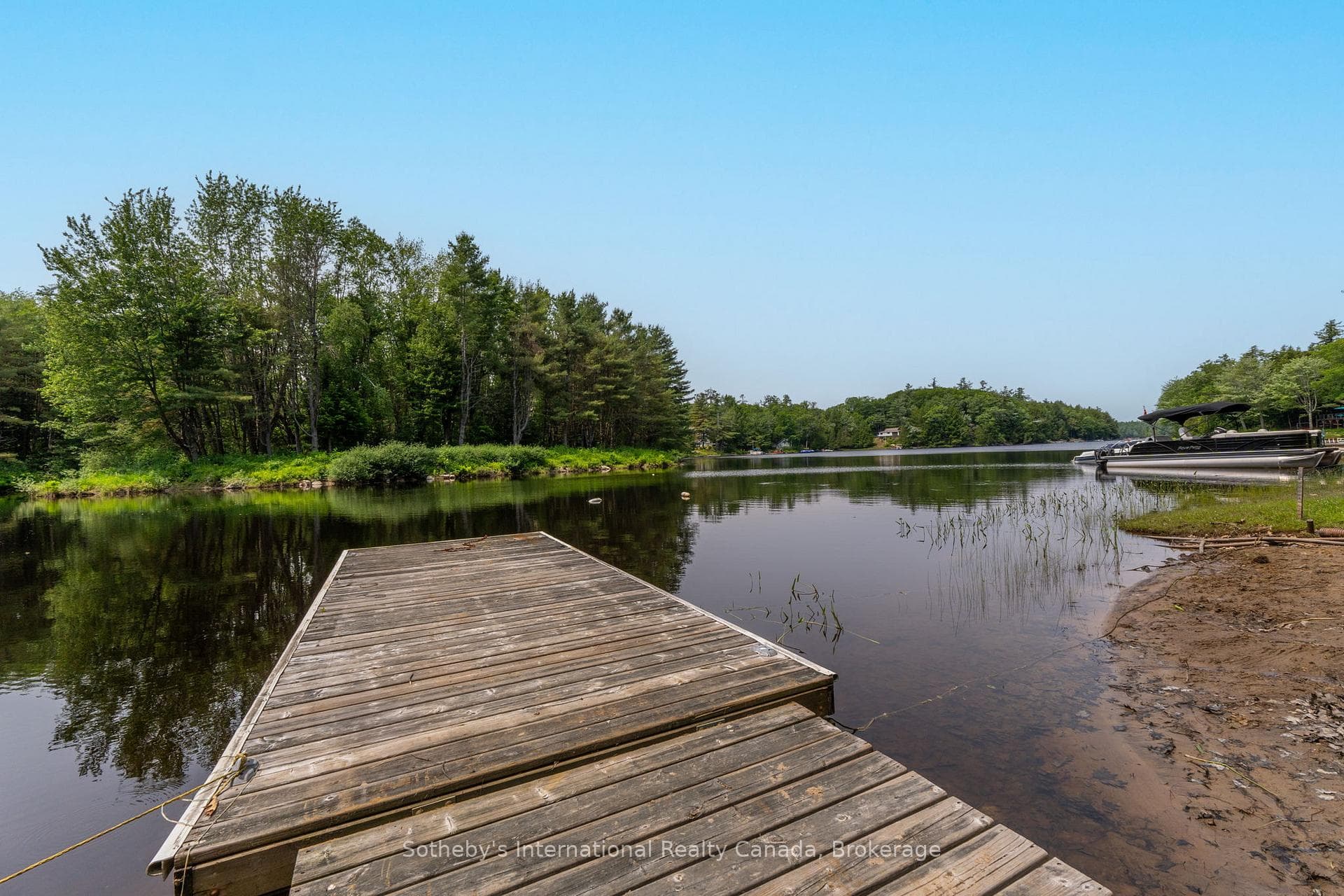 1023 Strachan Point Road photo 40