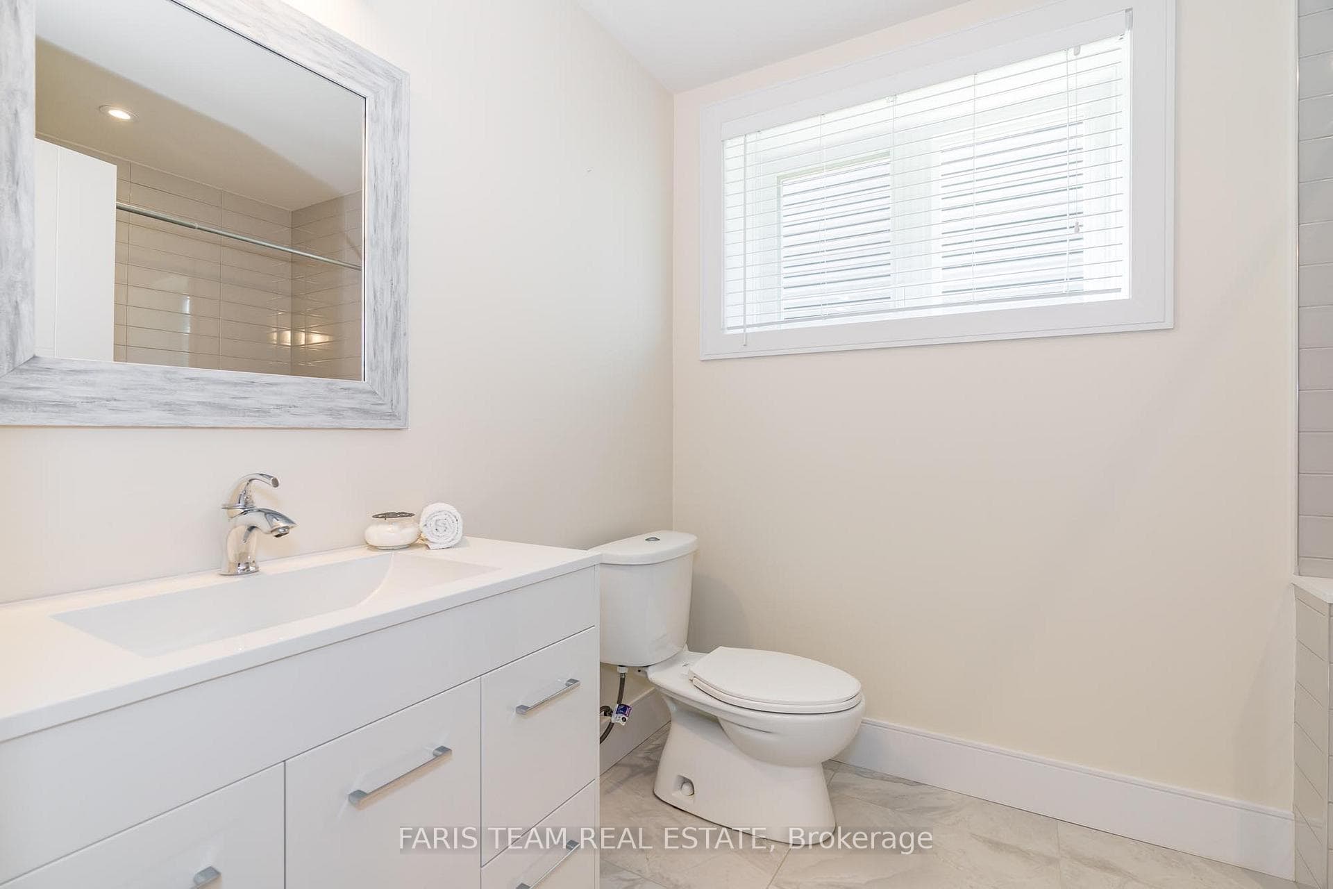 45 Betty Boulevard photo 20
