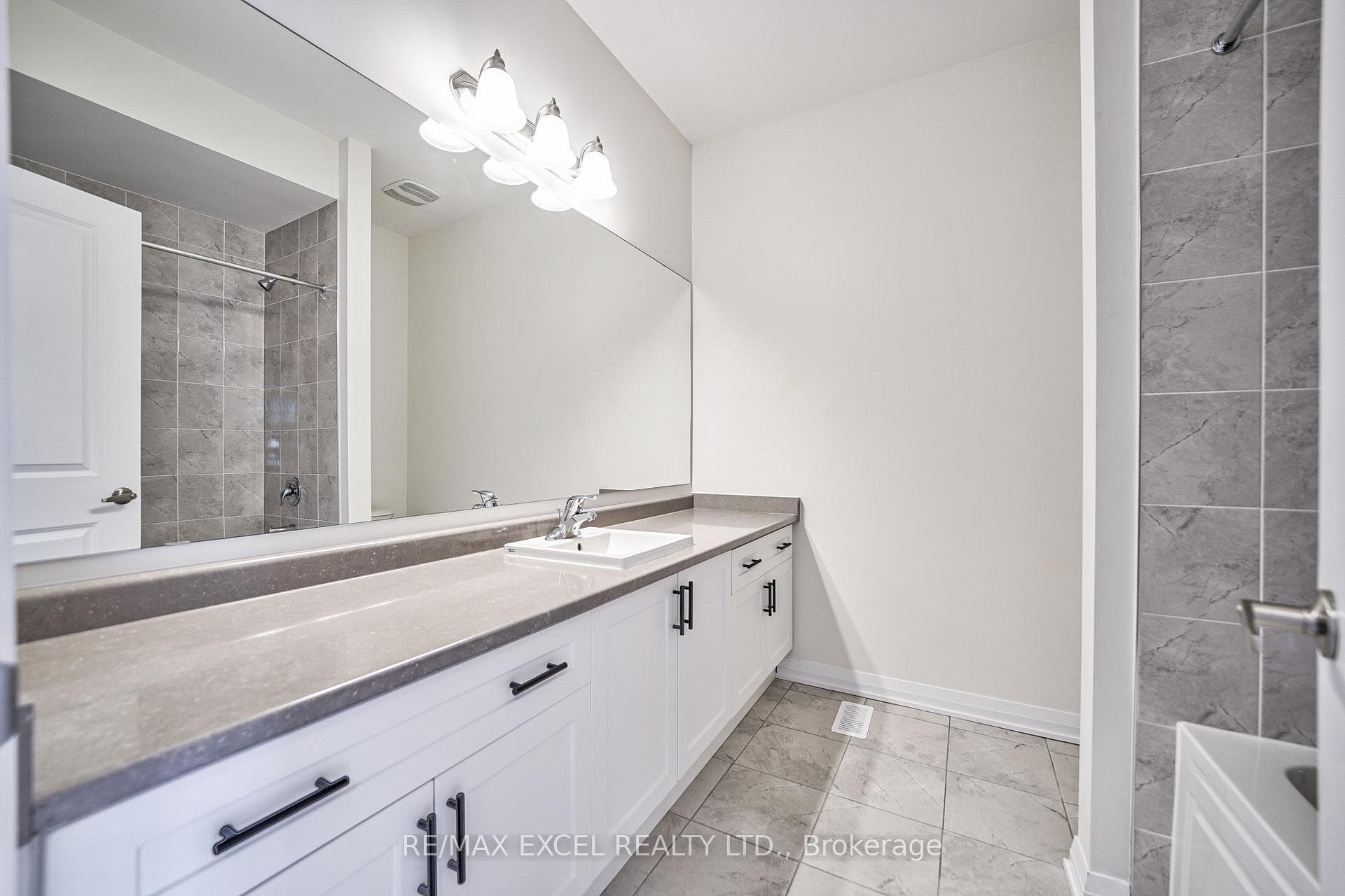 42 Seine Lane photo 30