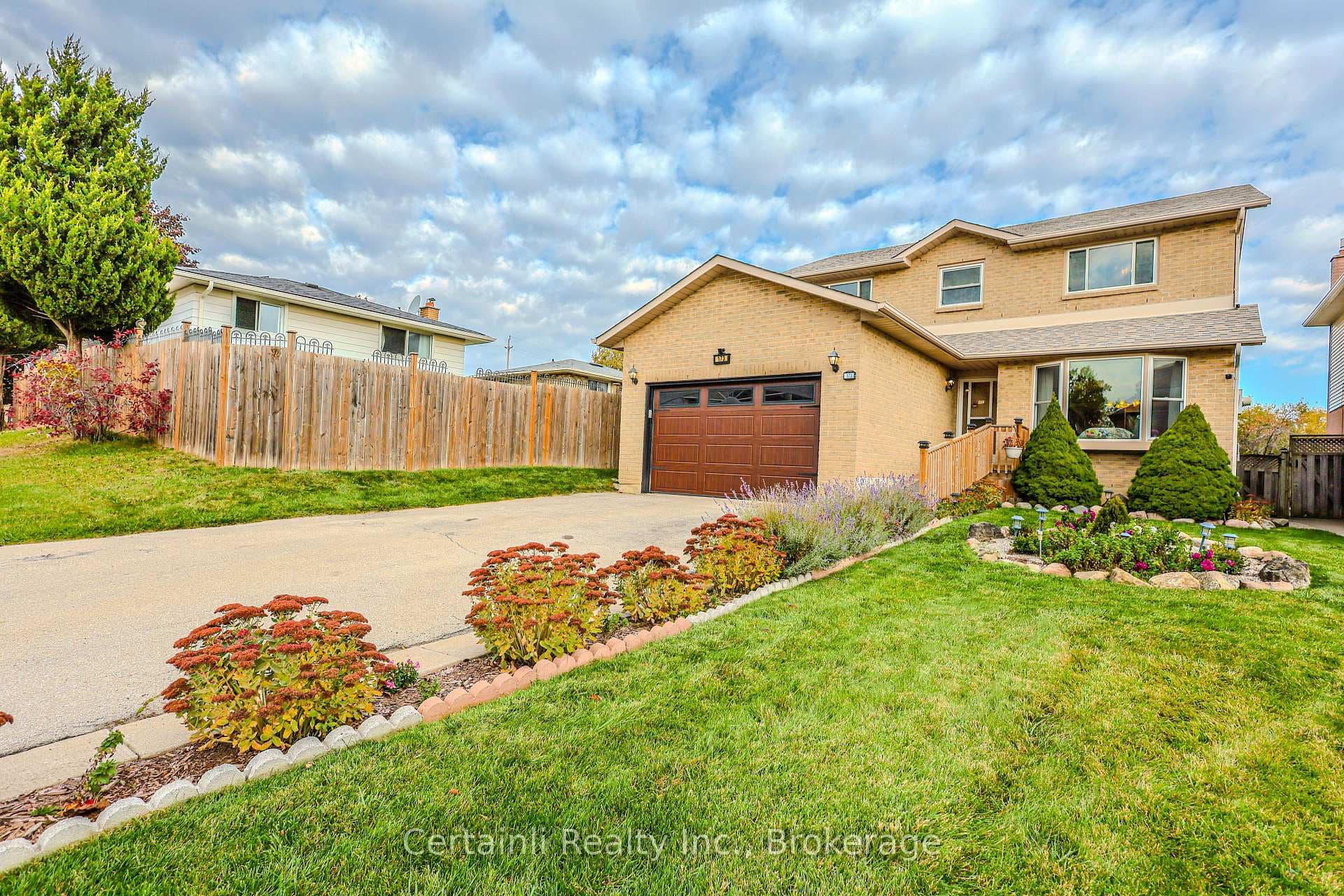 173 Templemead Drive photo 2