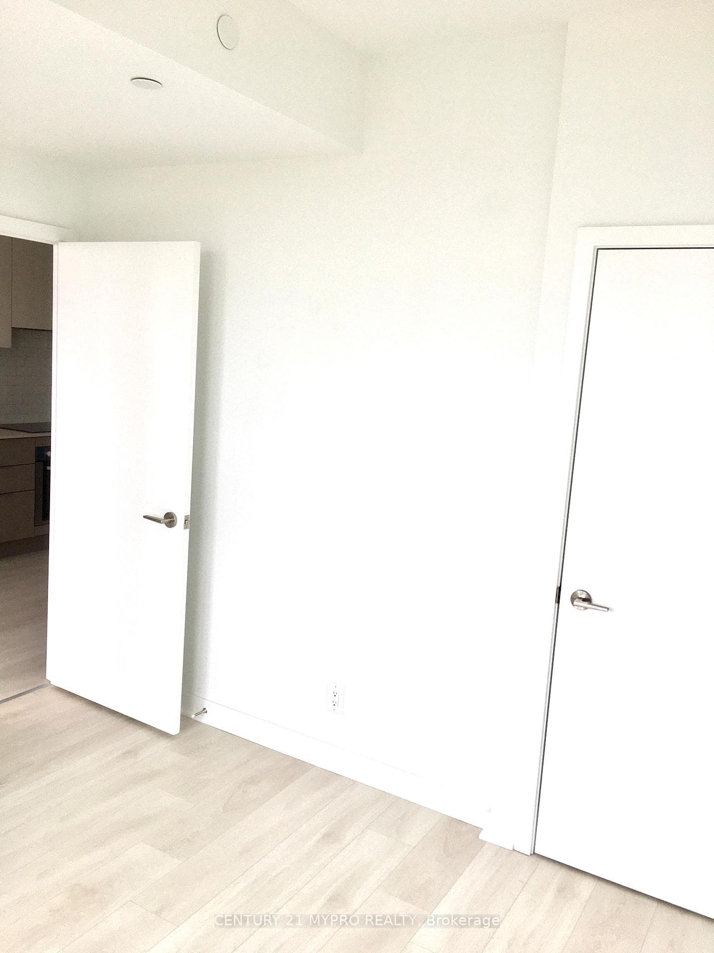 120 Parliament St. Street Unit 1406 photo 6