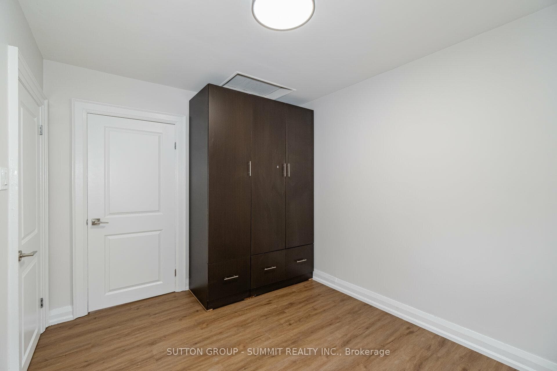 52 Troy Street photo 23