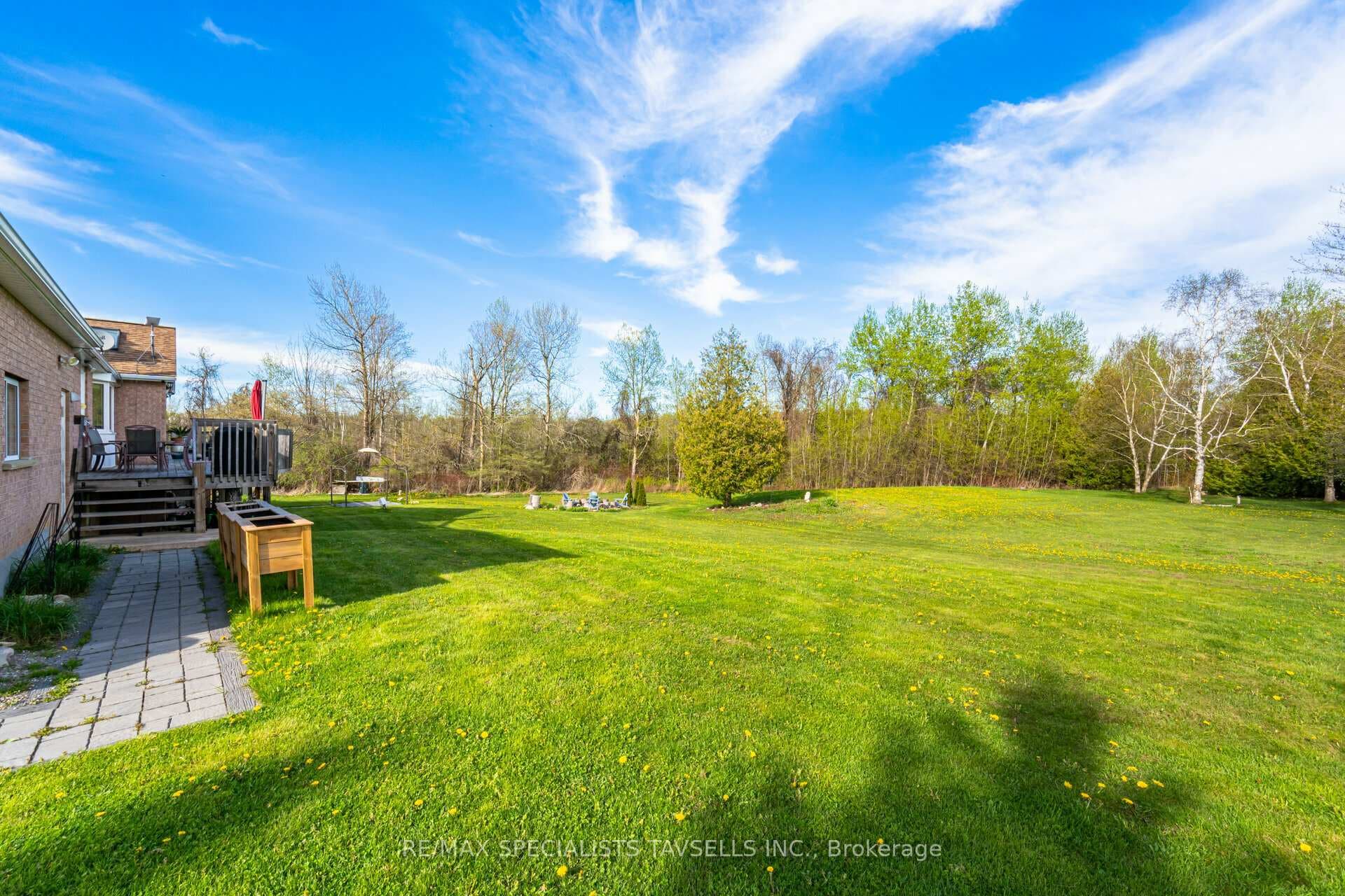 7 McConachie Crescent photo 39