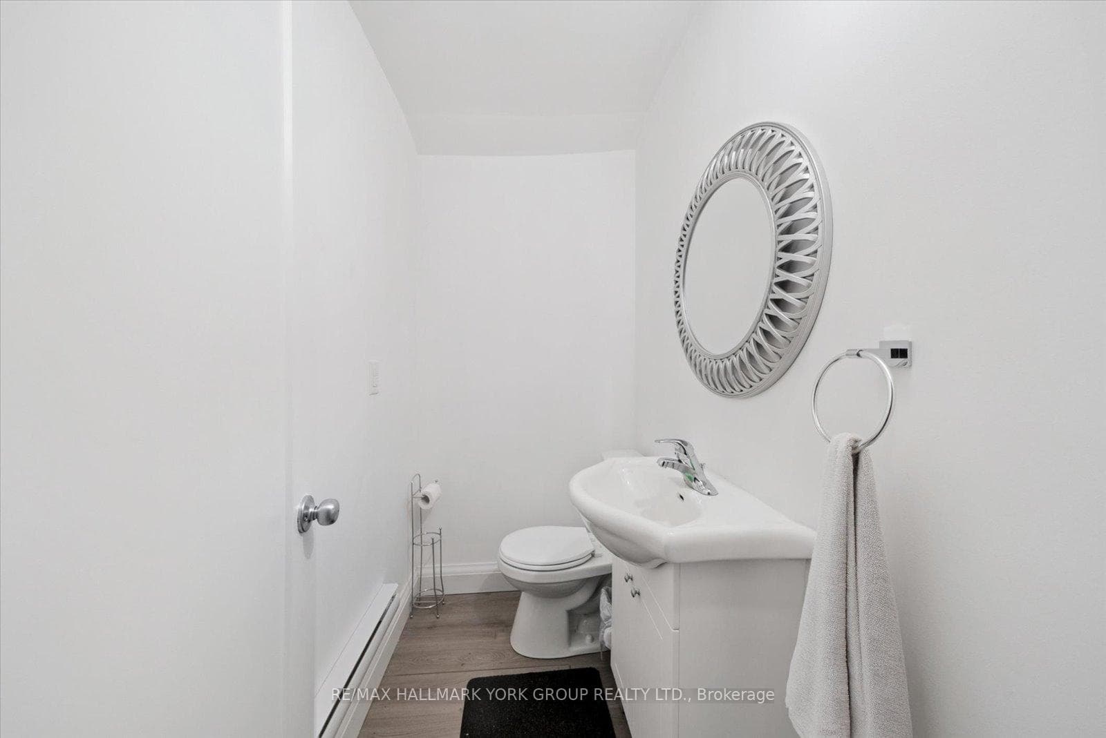 276 Church Street photo 23