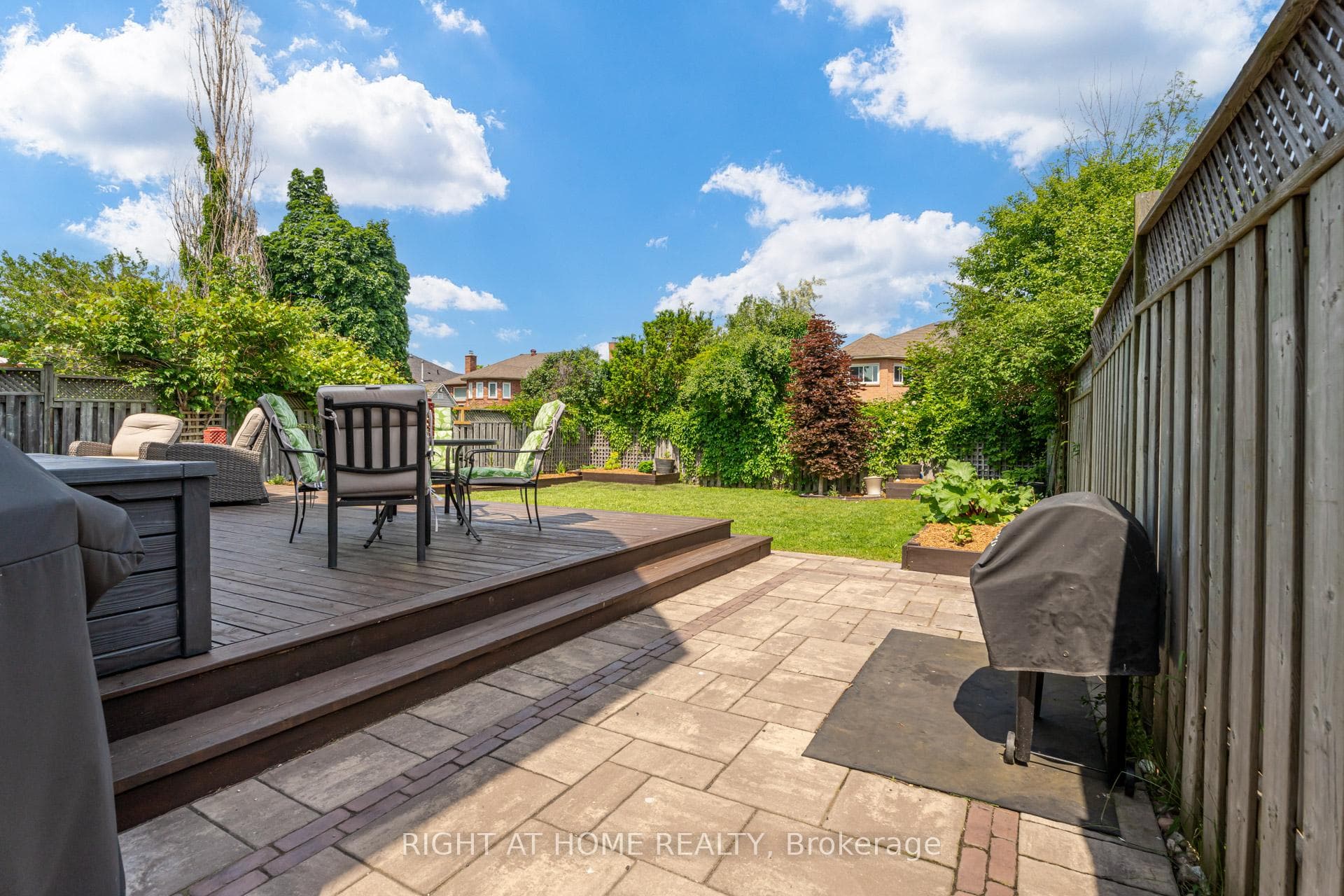 21 Fencerow Drive photo 39