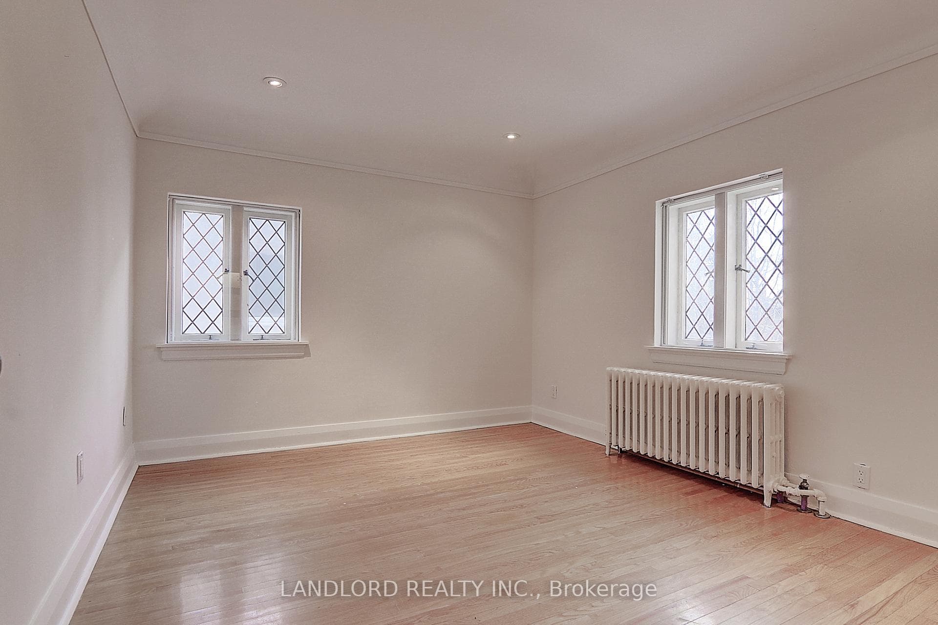 138 Fallingbrook Road photo 21