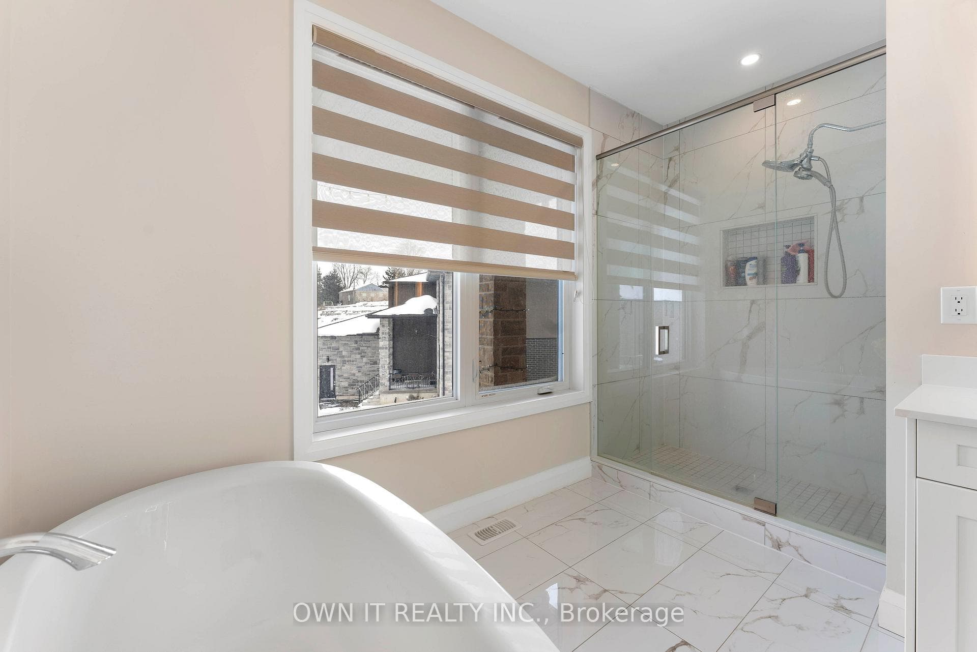 23 YARL Place photo 30
