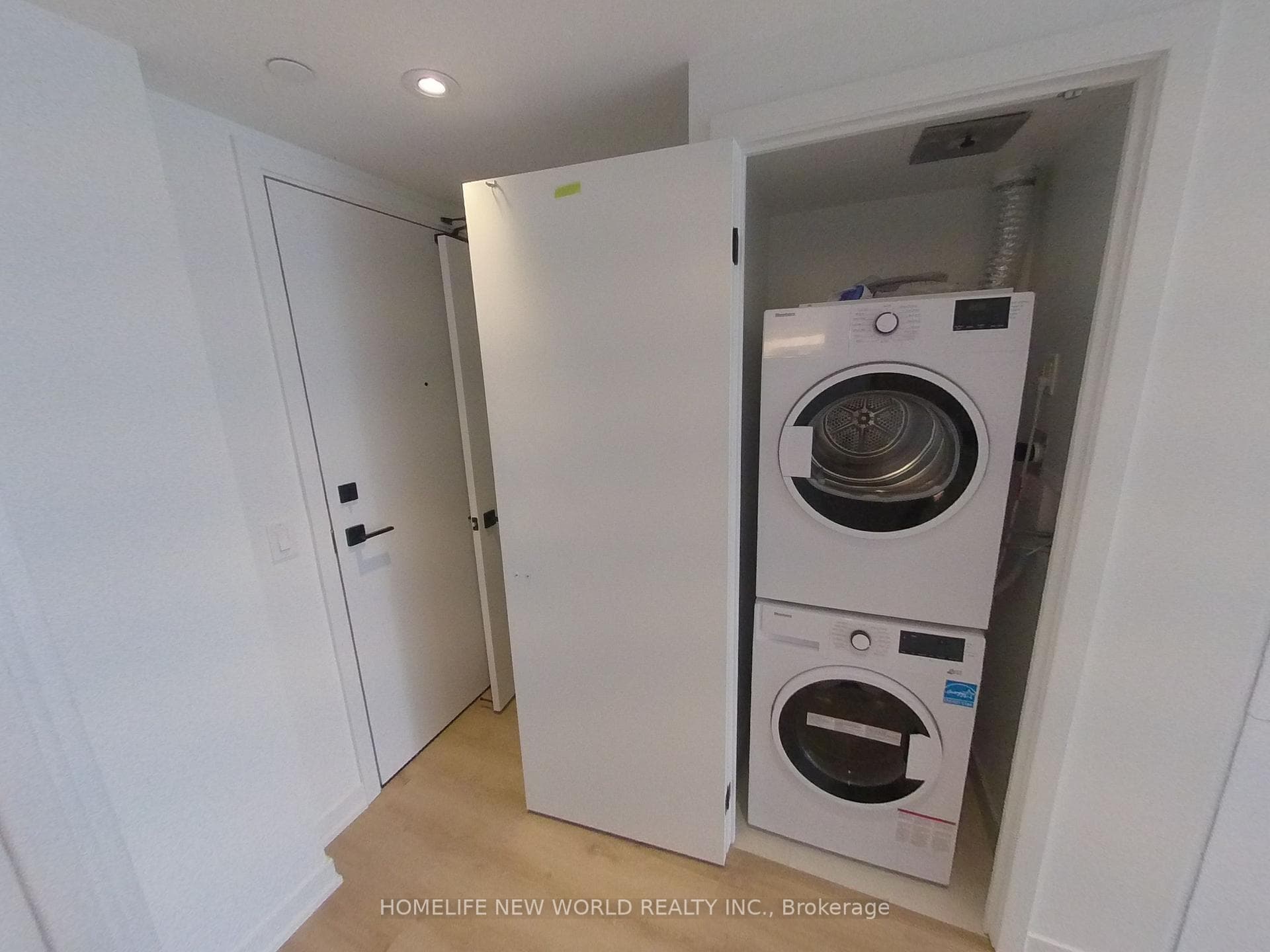 319 Jarvis Street Unit 2802 photo 10