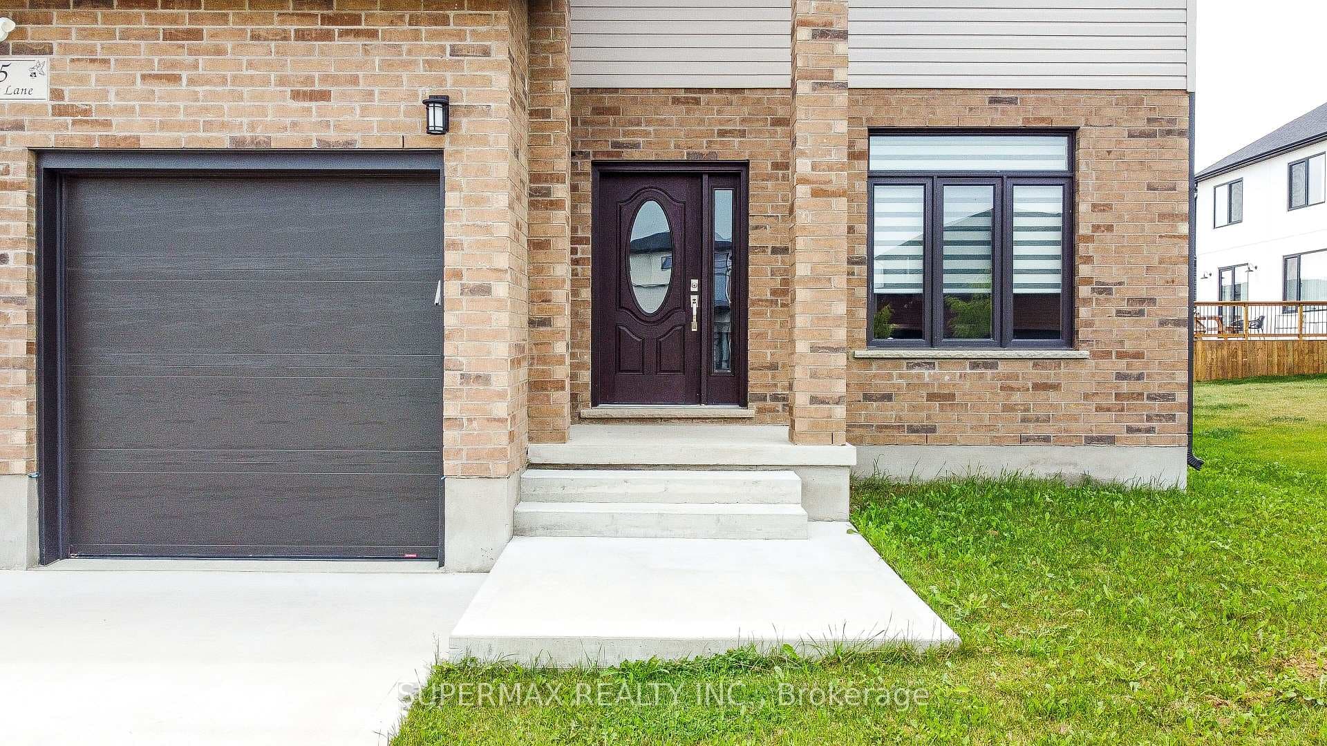 15 KAISER Lane photo 2