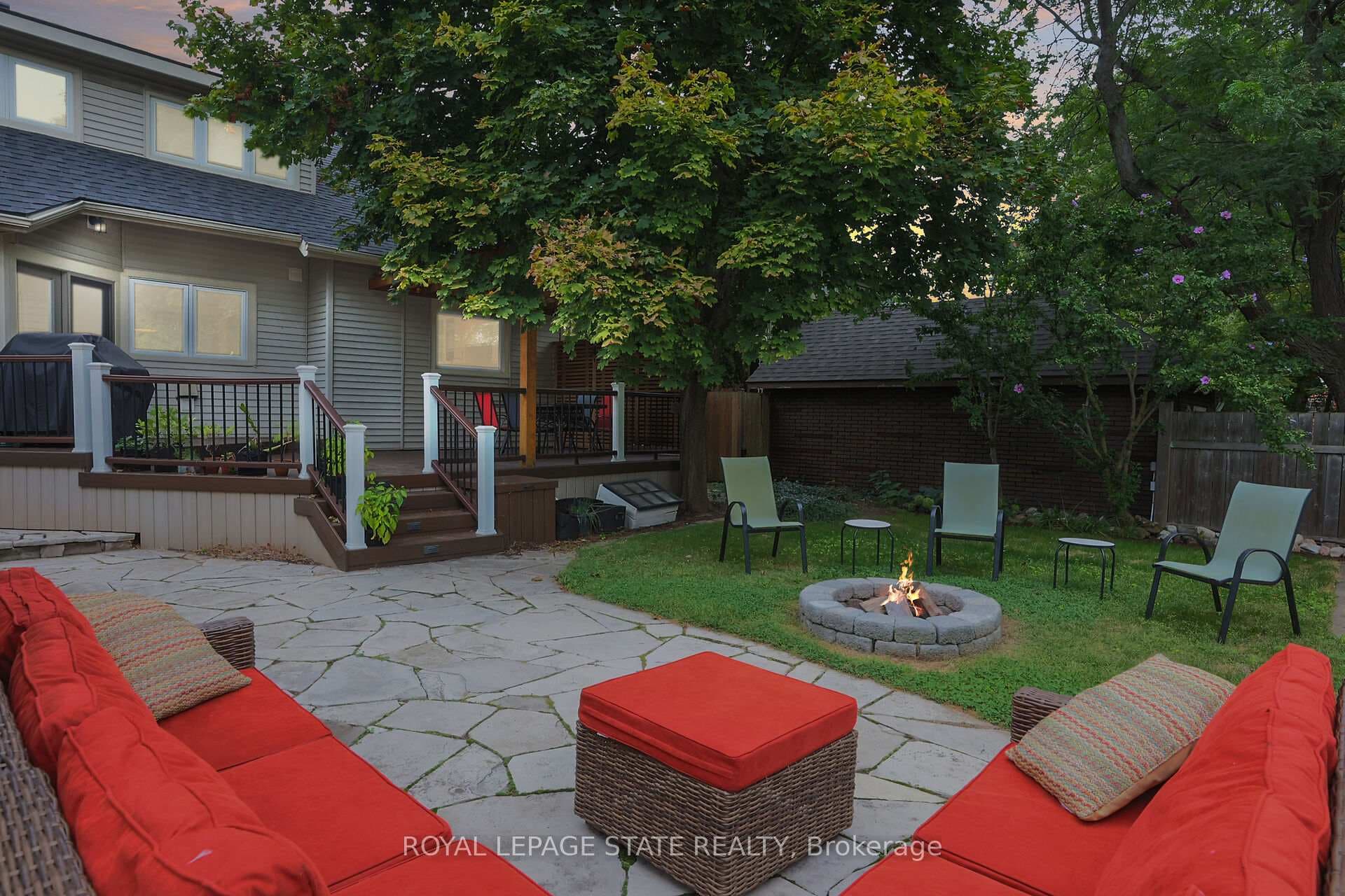 3 Nelles Boulevard photo 40