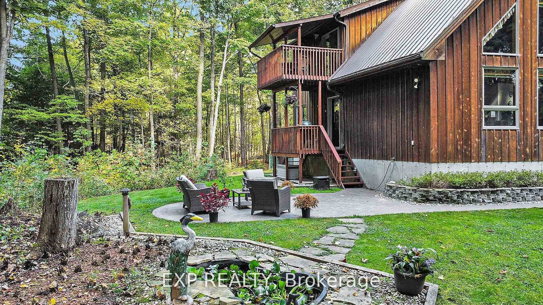 325 Haskins Road photo 37