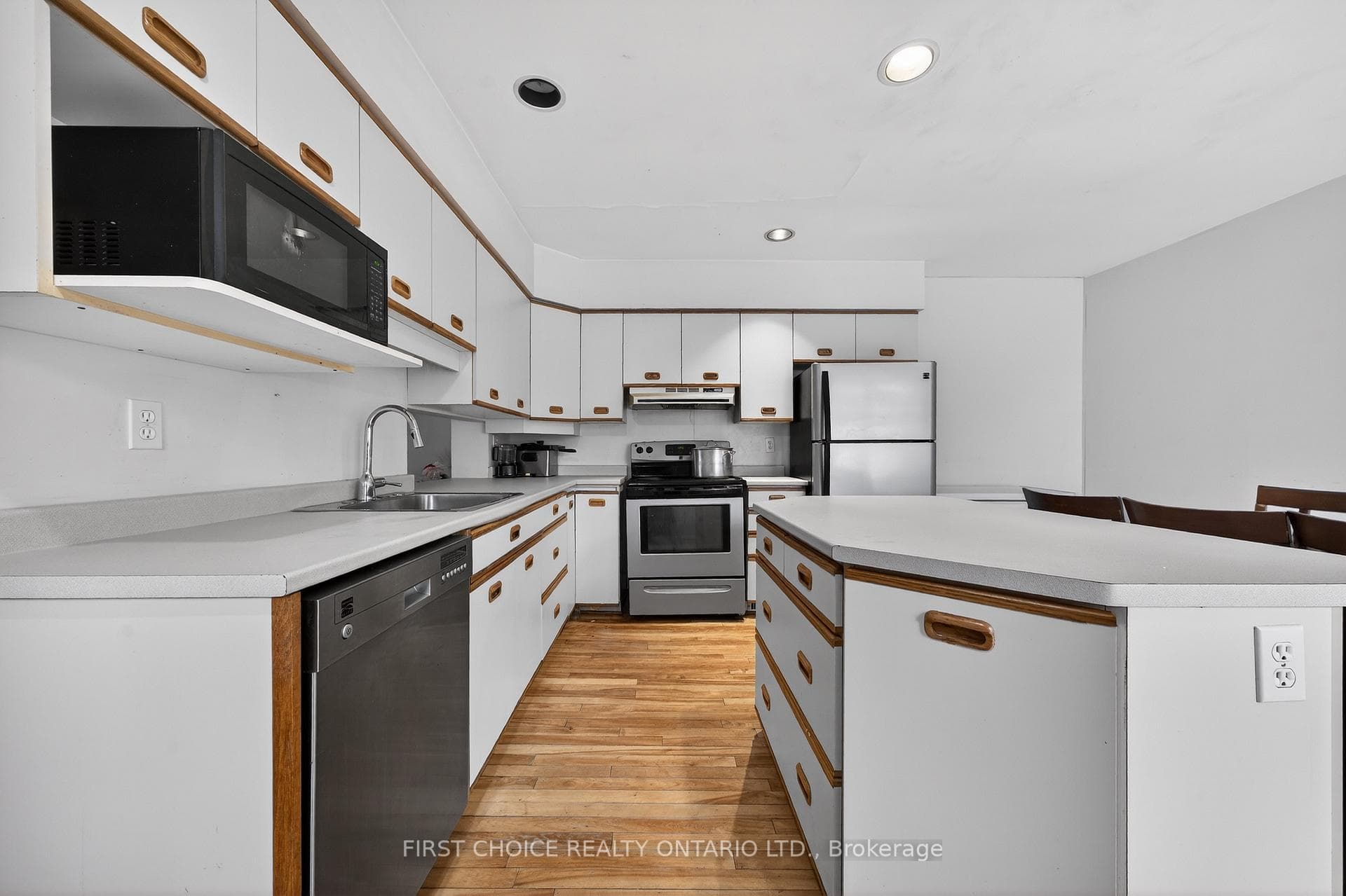 34 Gilmour Street photo 6