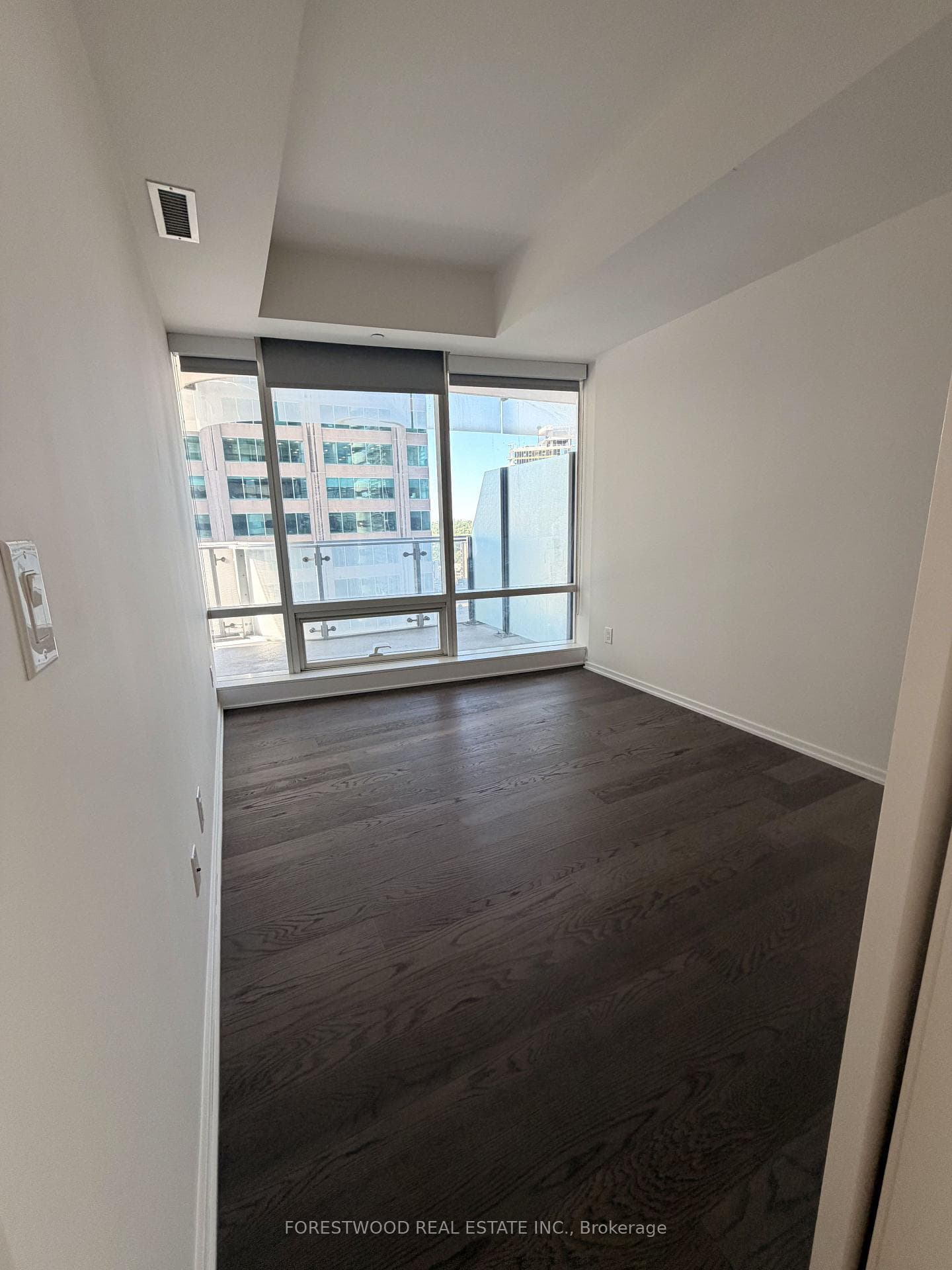 1 Bloor Street Unit 1410 photo 4