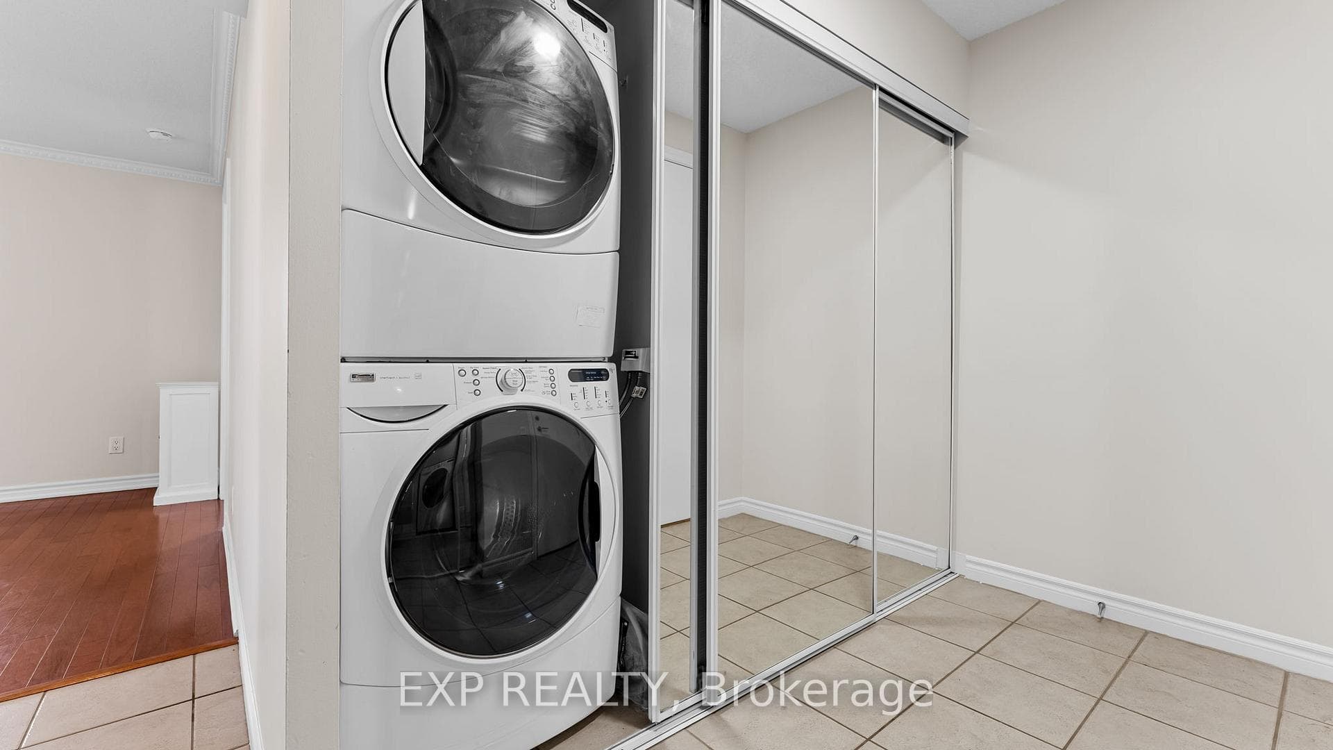 5233 Dundas Street Unit 420 photo 17