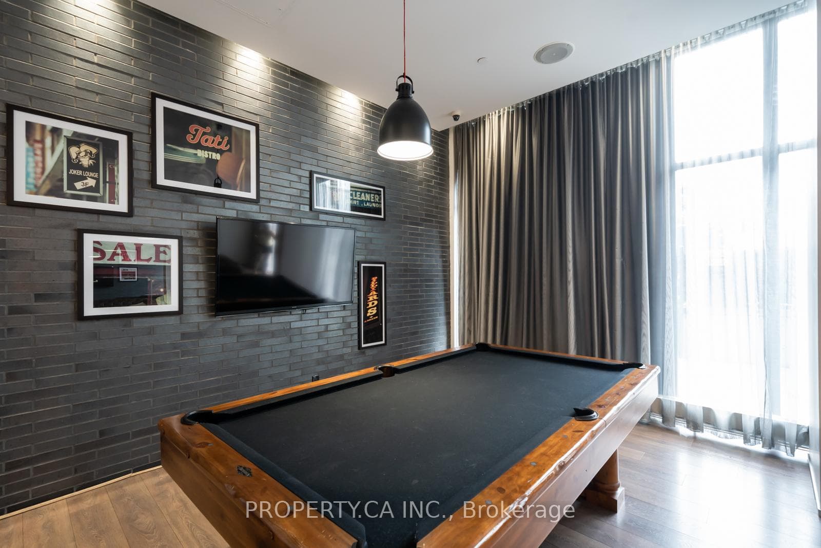 783 Bathurst Street Unit 712 photo 21