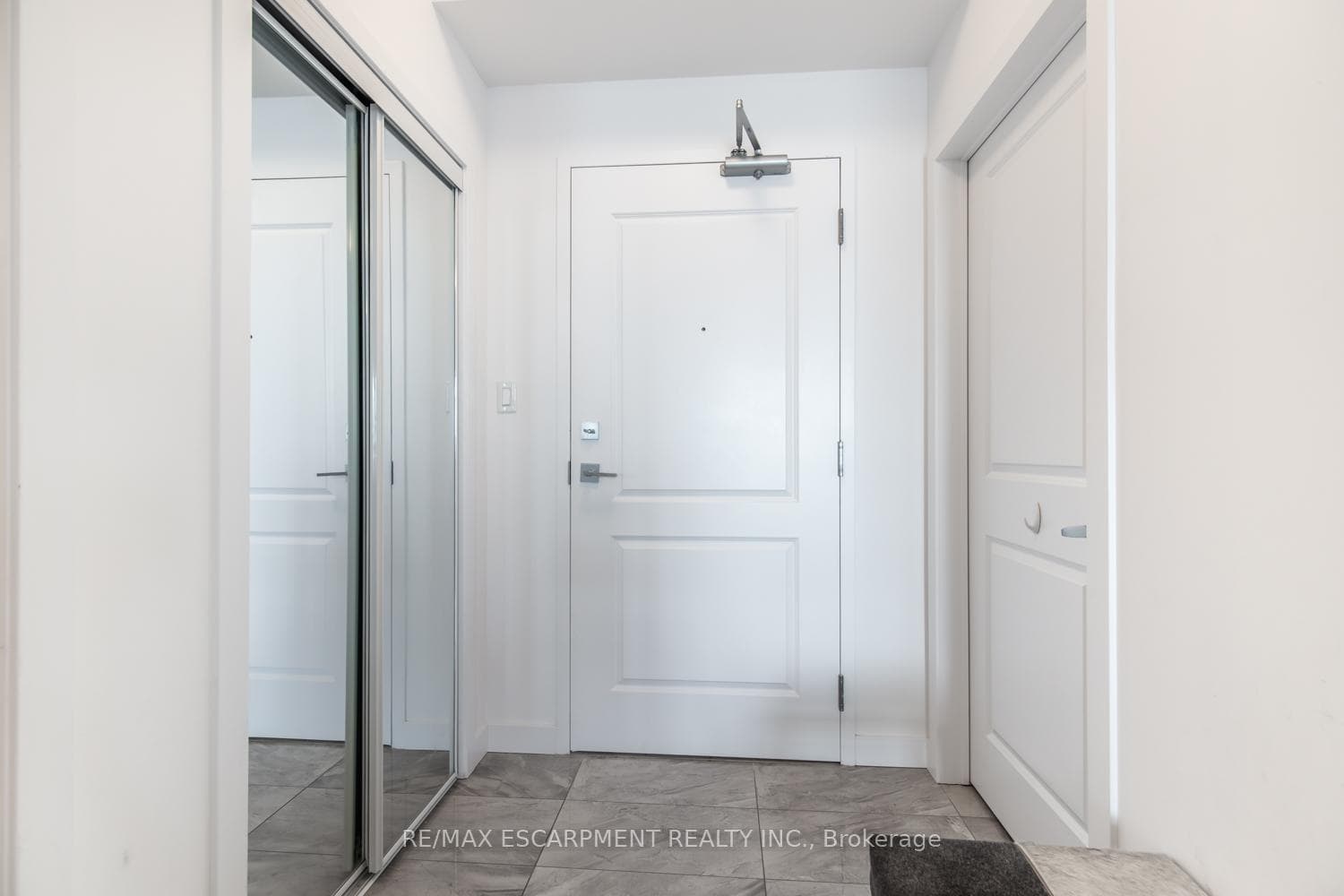101 Shoreview Place Unit 533 photo 7