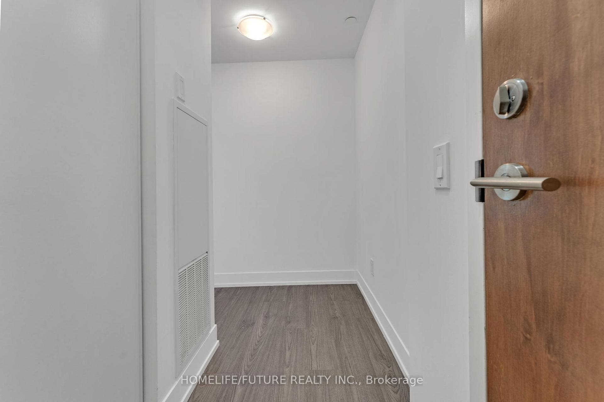 1215 Bayly Street Unit 1301 photo 4