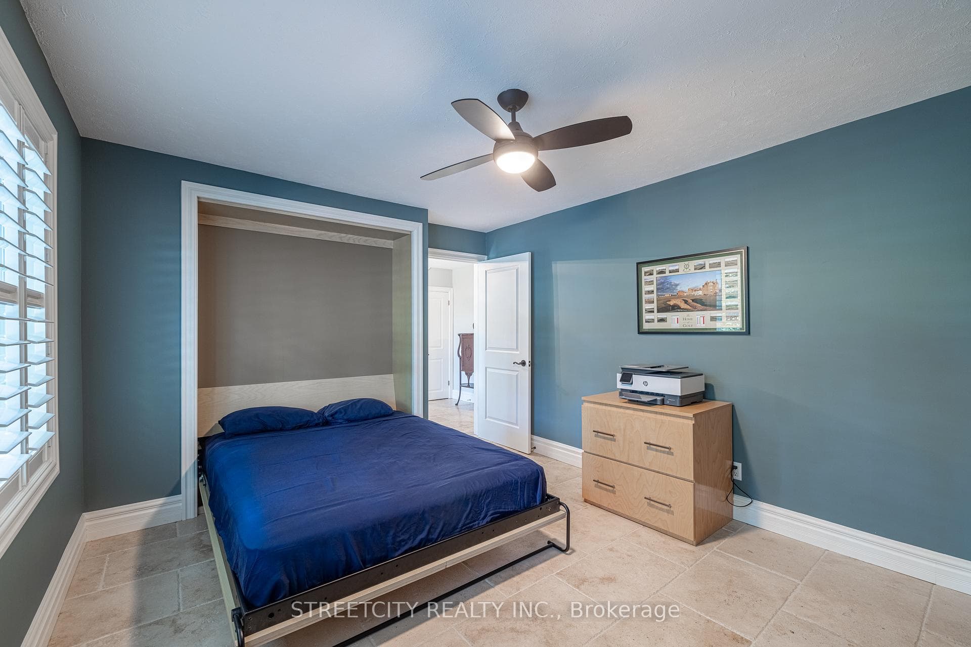 547 Upper Queen Street photo 14