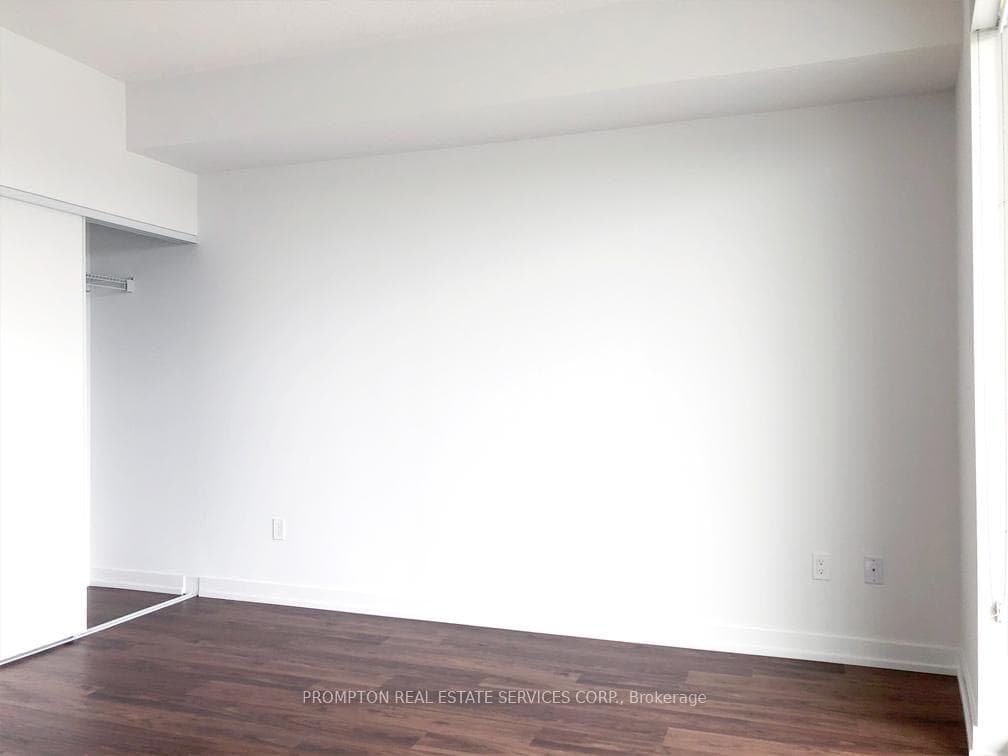 117 Mcmahon Drive Unit 3101 photo 6