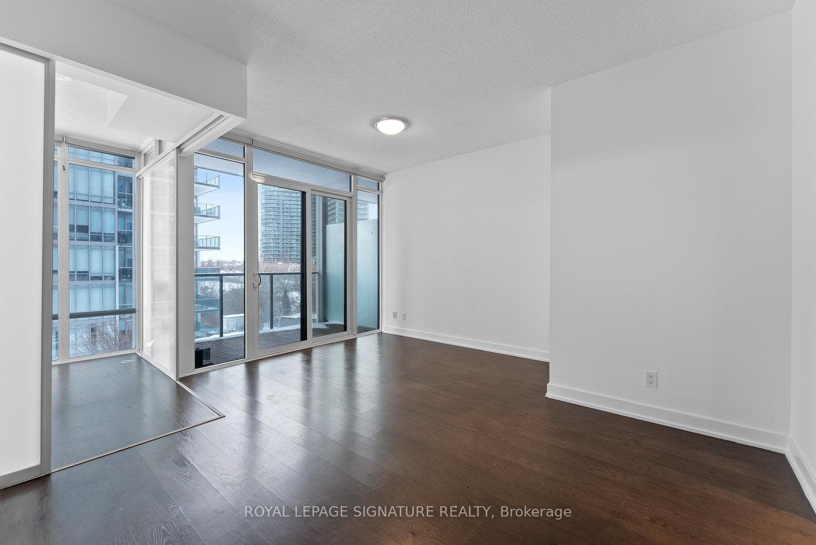 90 Park Lawn Road Unit 503 photo 12