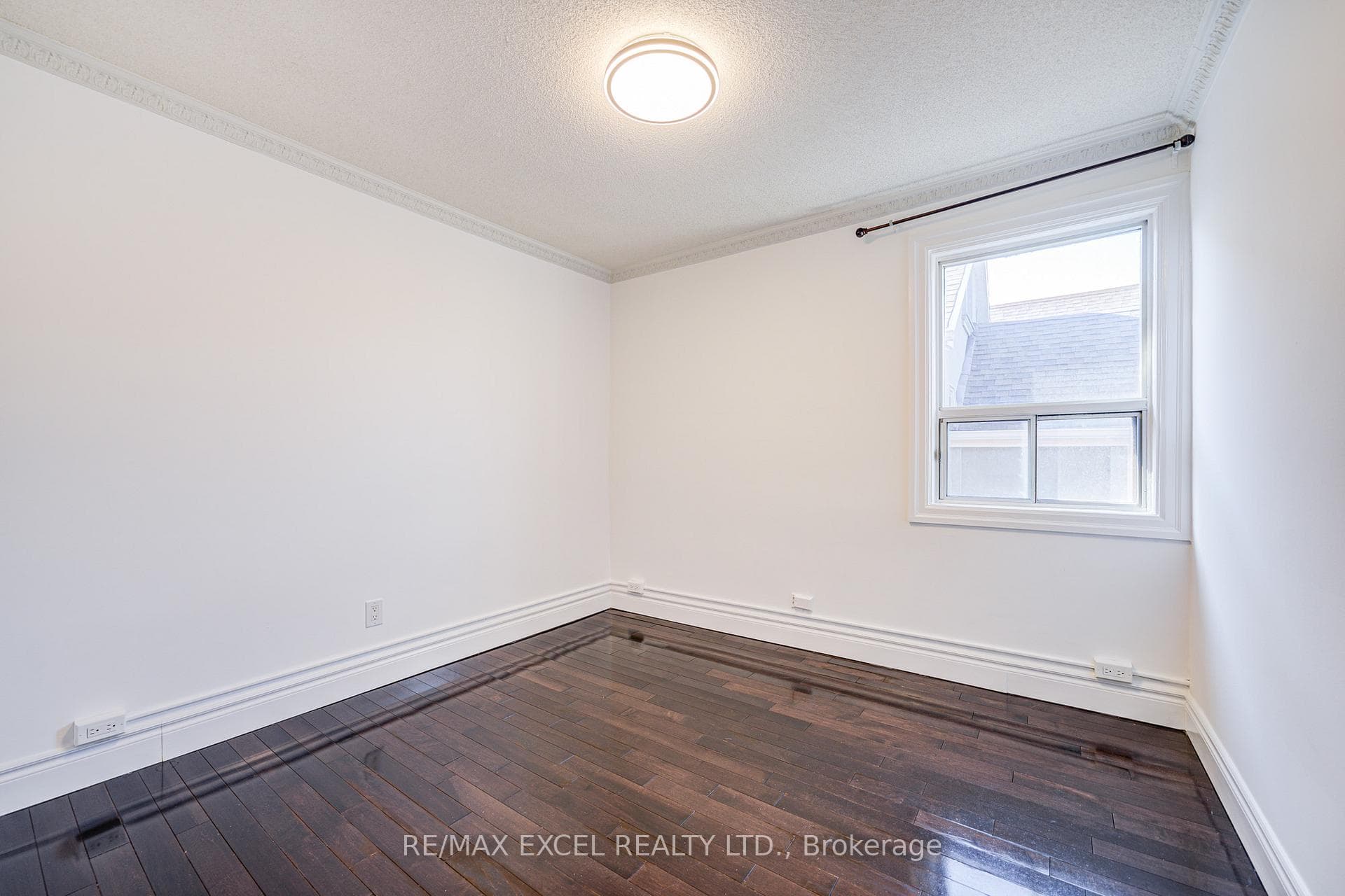 523 Delaware Avenue photo 21
