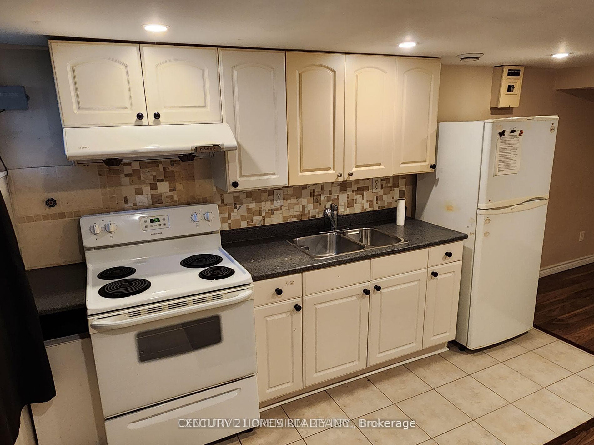 132 Celeste Drive Unit (BSMT) photo 3