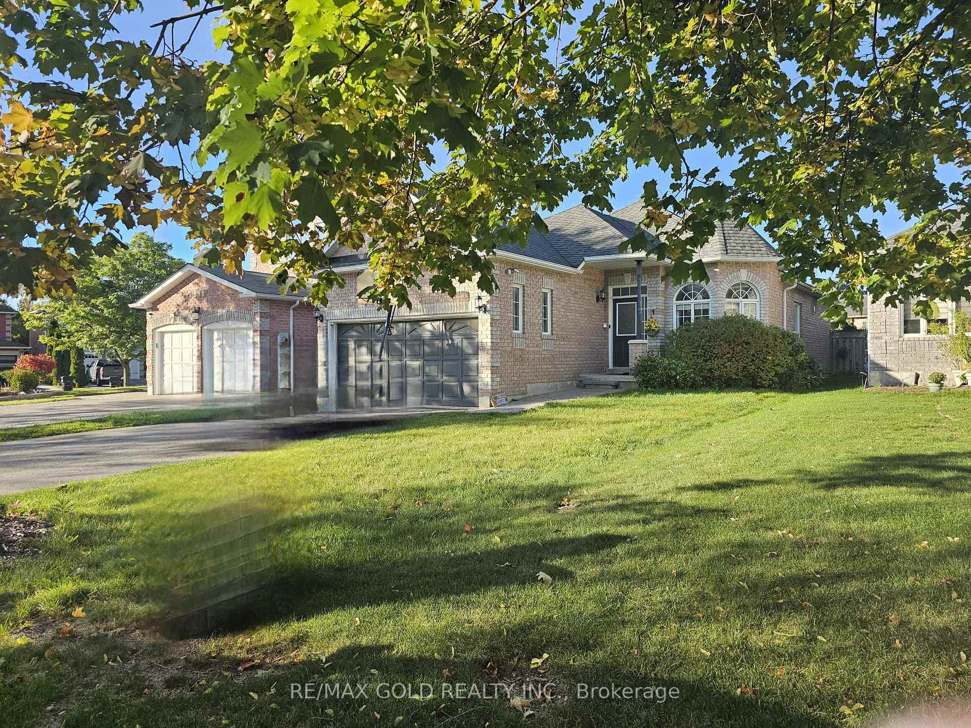 1894 Mill Street photo 1
