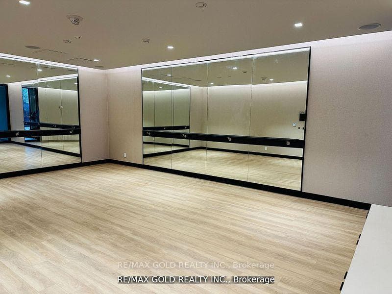 2020 Bathurst Street Unit 216 photo 31