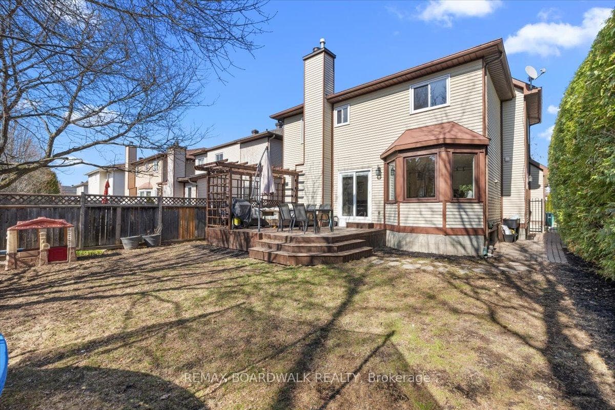 1715 Teakdale Avenue photo 41