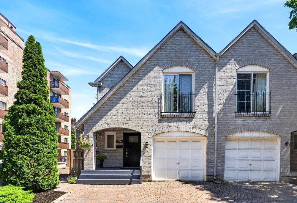 2354 Marine Drive photo 1
