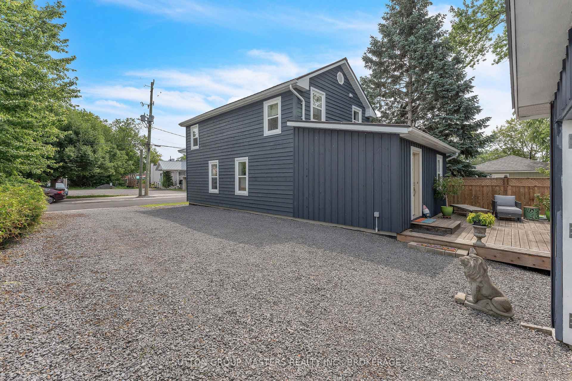 173 Davy Street photo 39