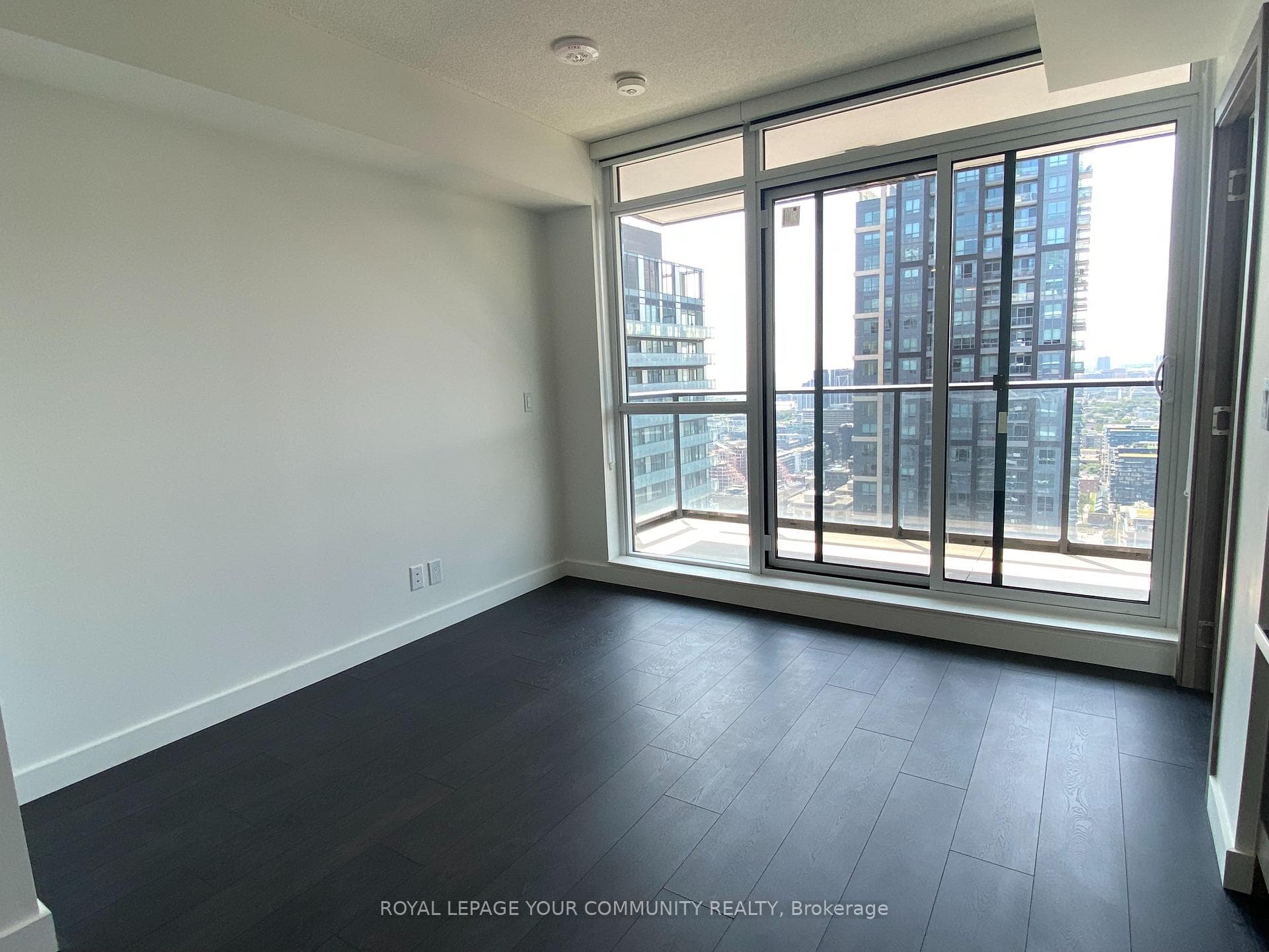 38 Widmer Street Unit 4709 photo 8